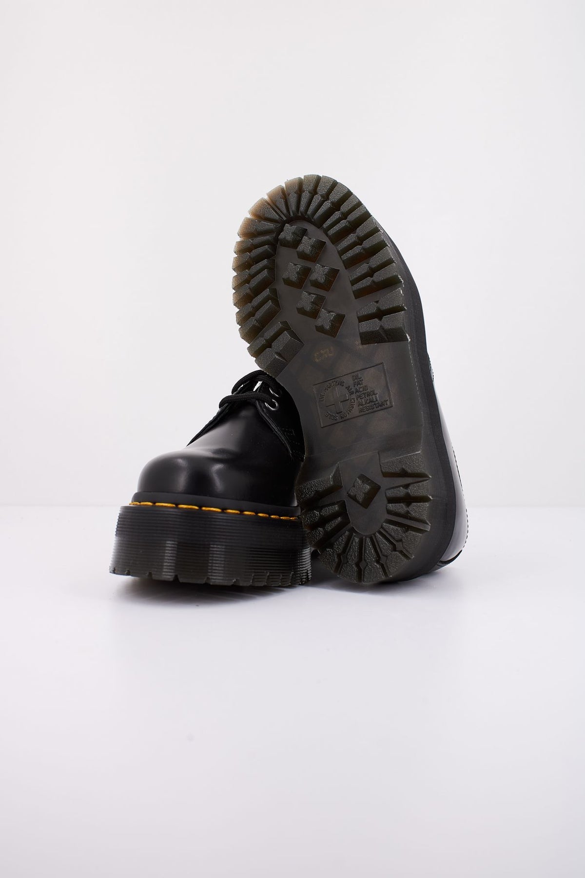 DR. MARTENS PLATAFORMA 1461 QUAD DE PIEL SMOOTH en color NEGRO (5)