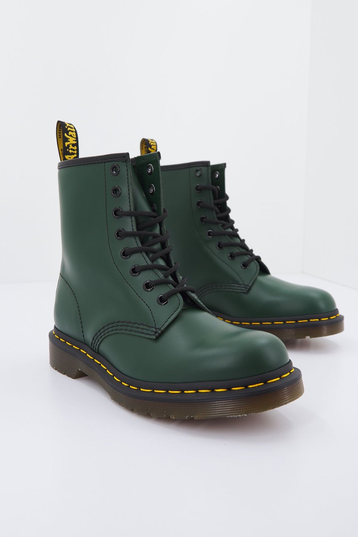 DR. MARTENS 1460 Smooth en color VERDE (1)