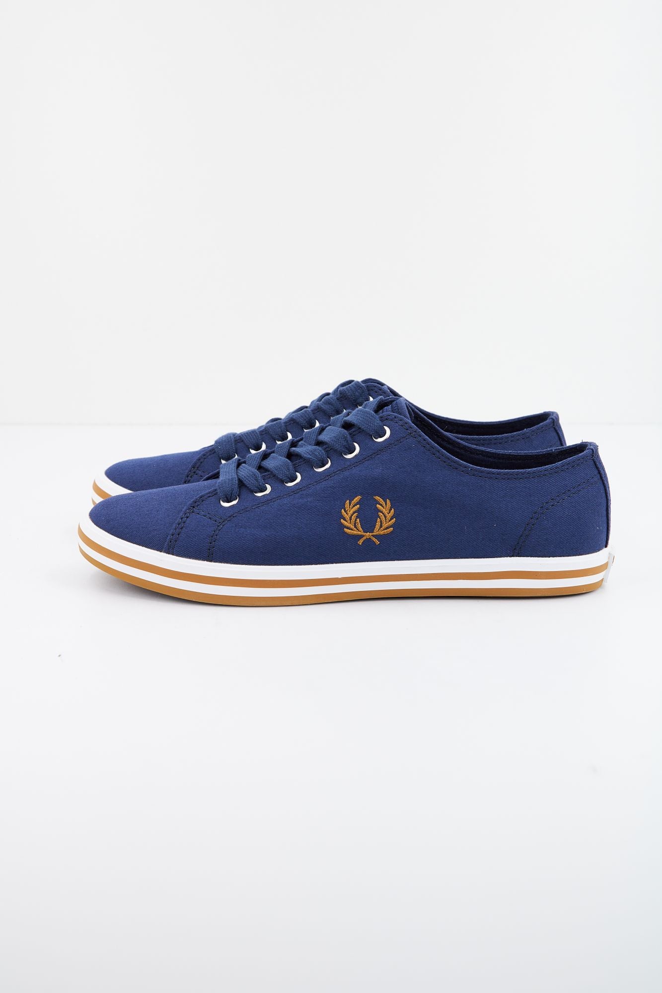 FRED PERRY KINGSTON TWILL en color AZUL (1)