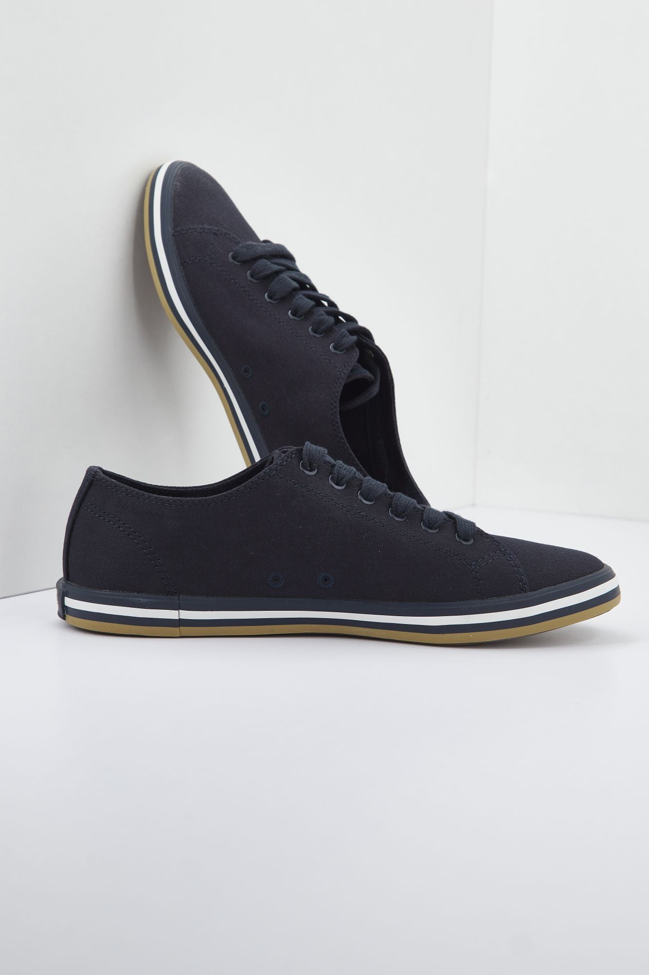 FRED PERRY KINGSTON TWILL en color AZUL (4)