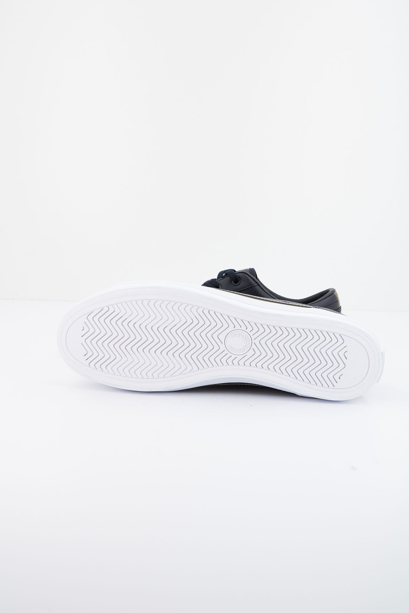 FRED PERRY BASELINE PERF LEATH en color AZUL (4)
