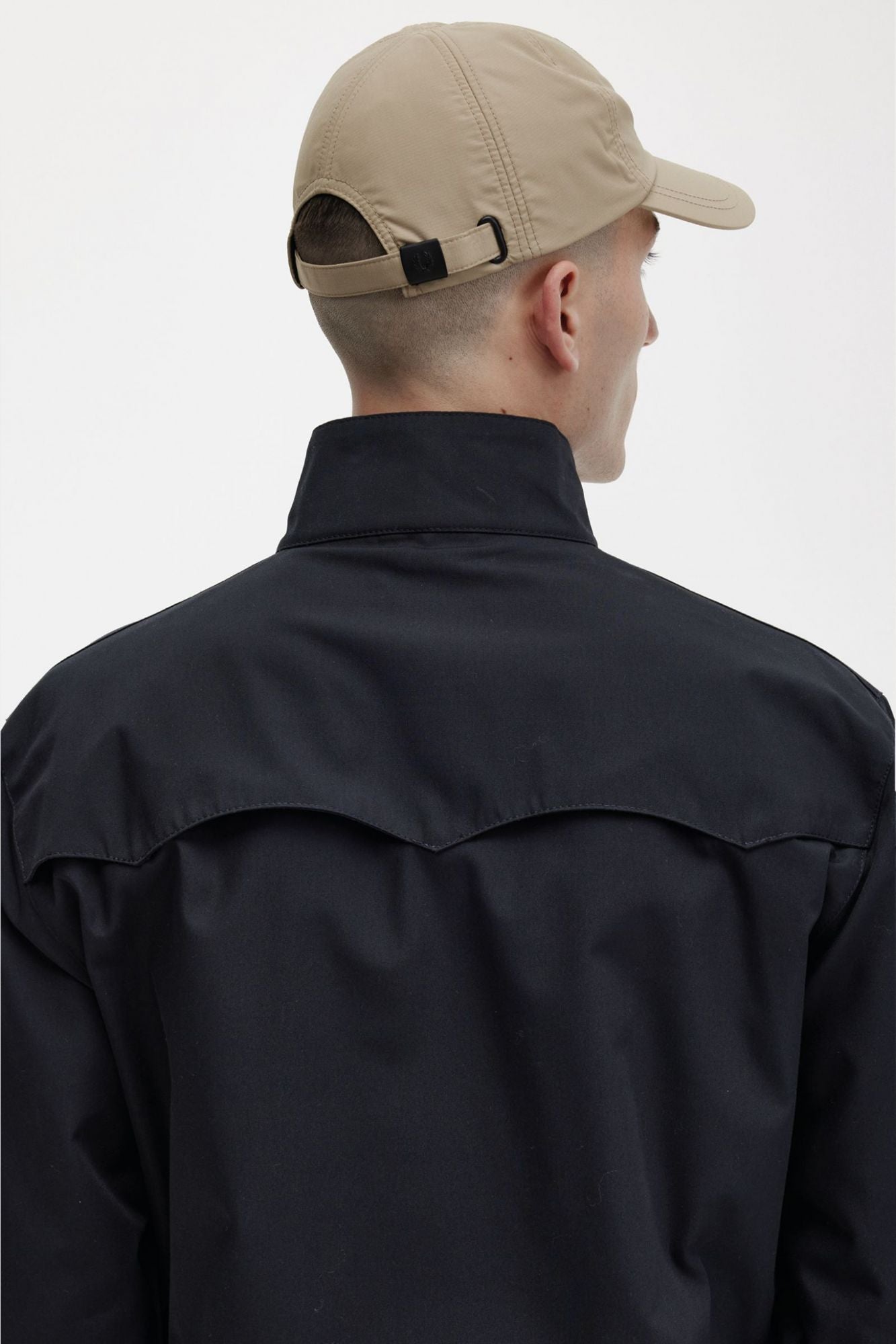 FRED PERRY HARRINGTON JACKET en color NEGRO (4)