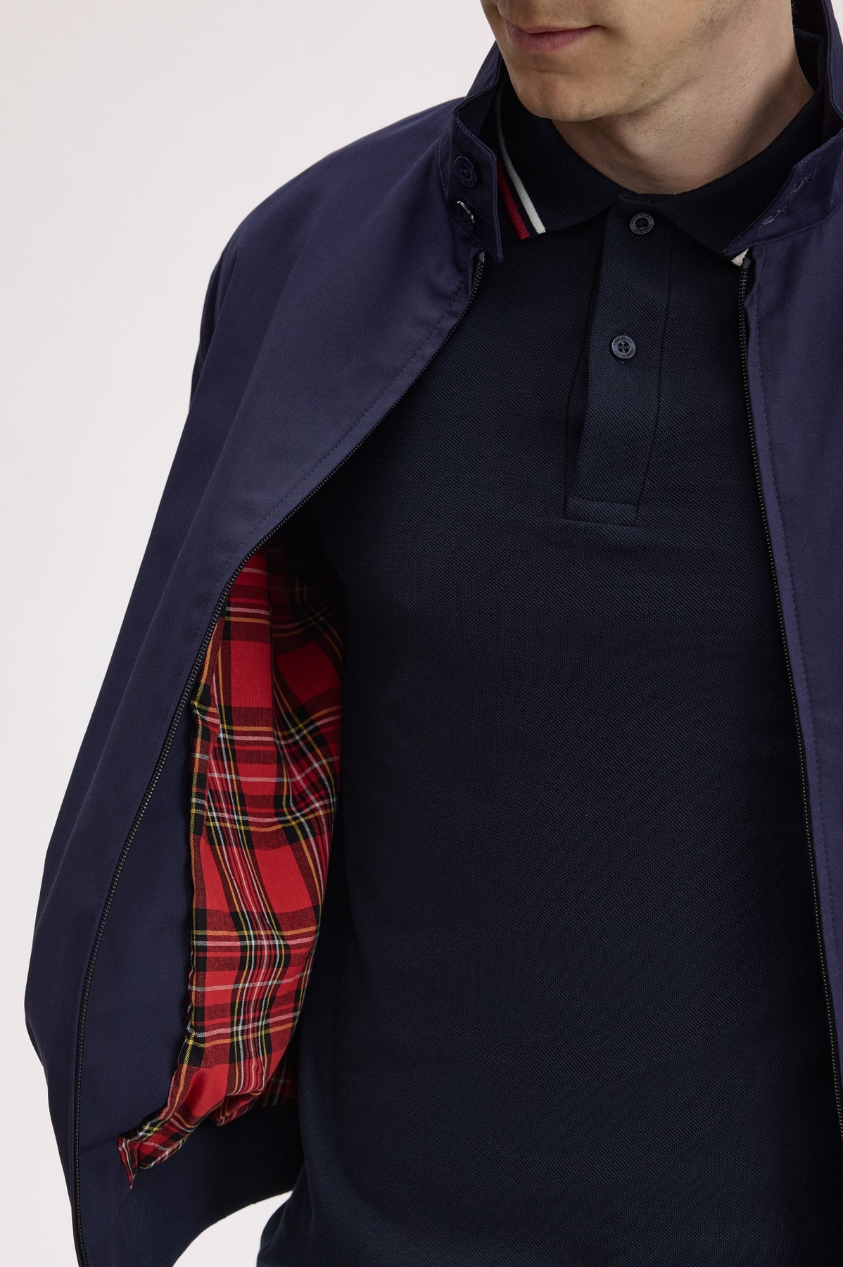 FRED PERRY HARRINGTON JACKET J7320FP en color AZUL (4)
