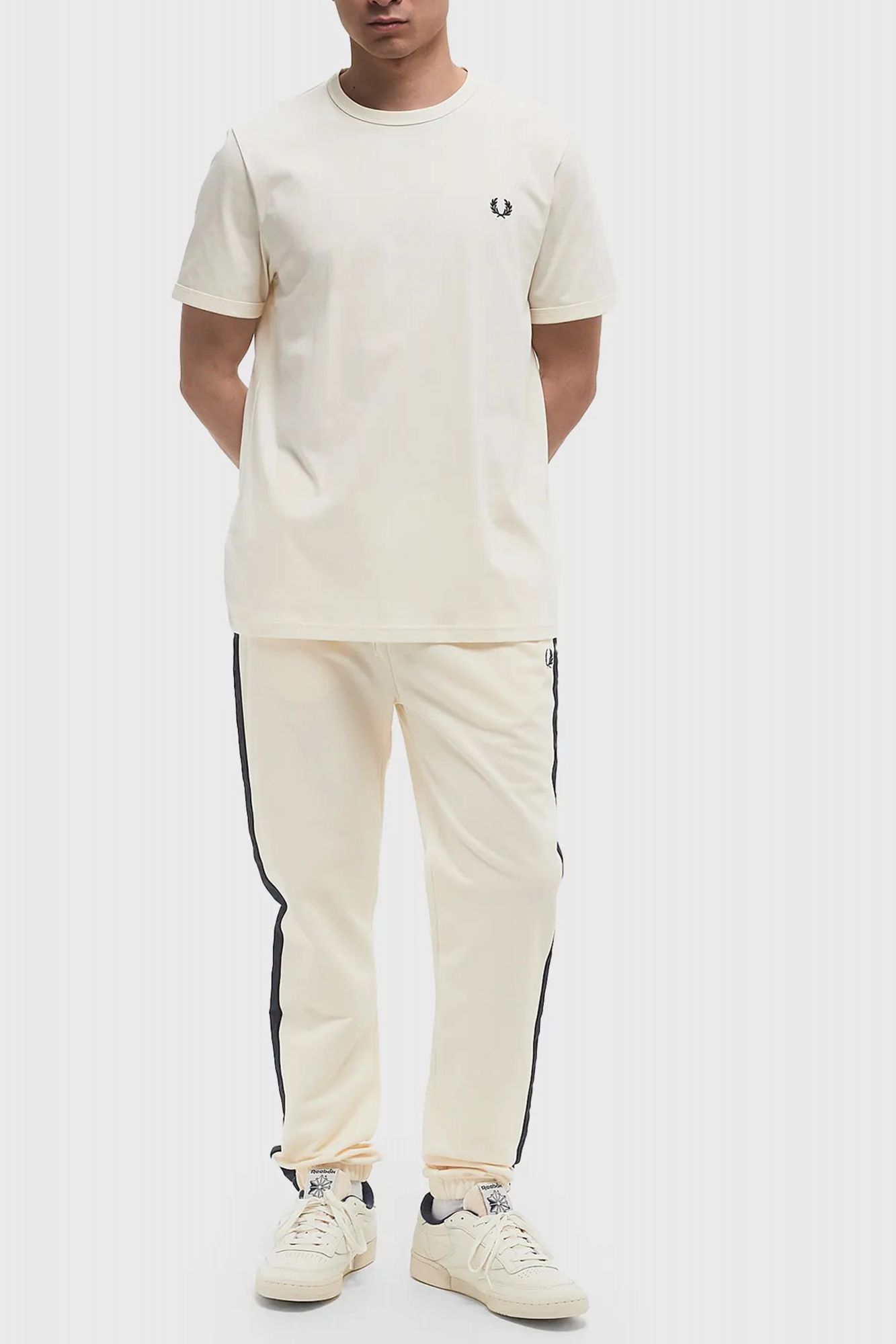 FRED PERRY RINGER T-SHIRT en color BEIS (4)