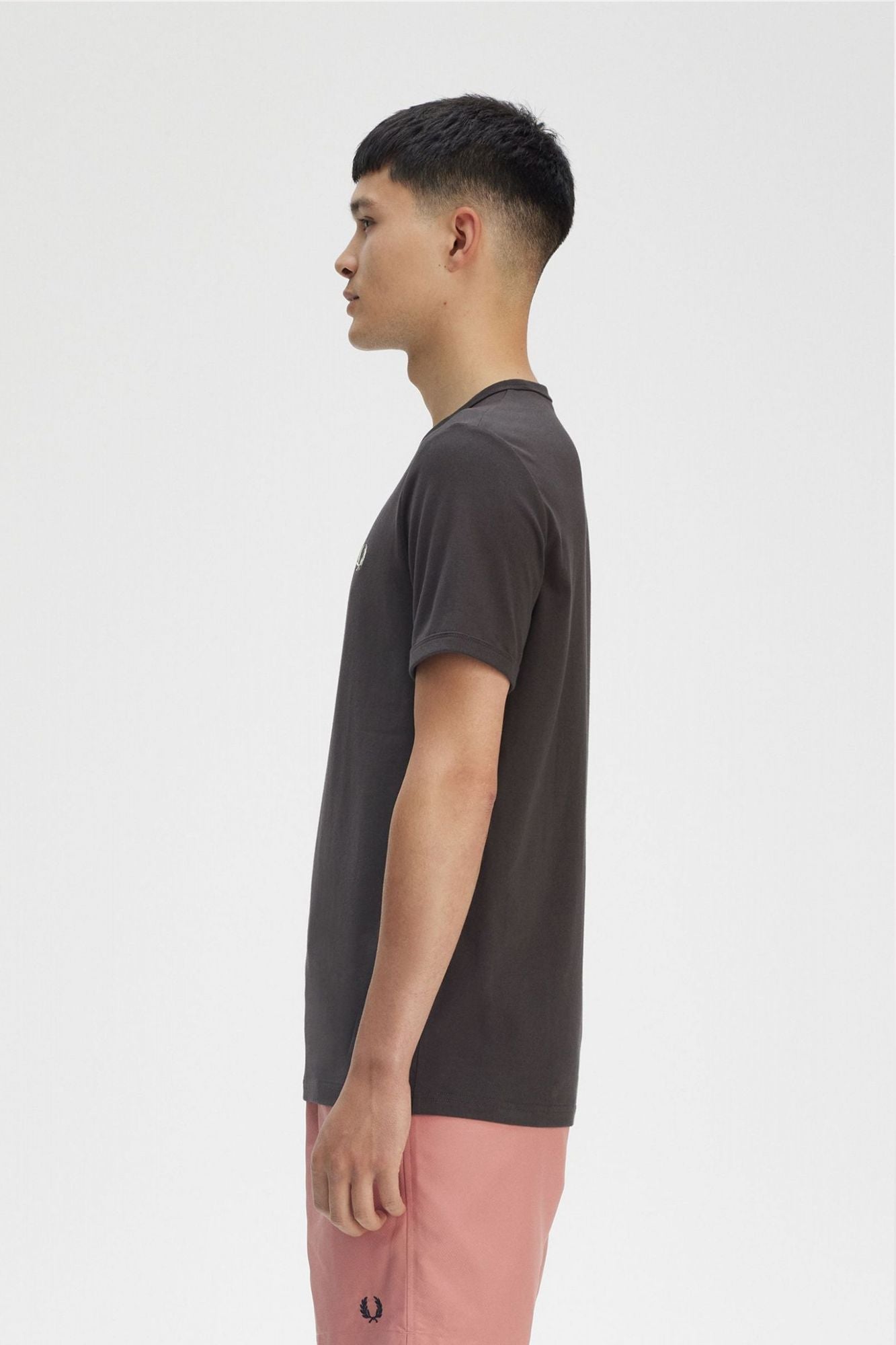 FRED PERRY RINGER T-SHIRT en color GRIS (3)