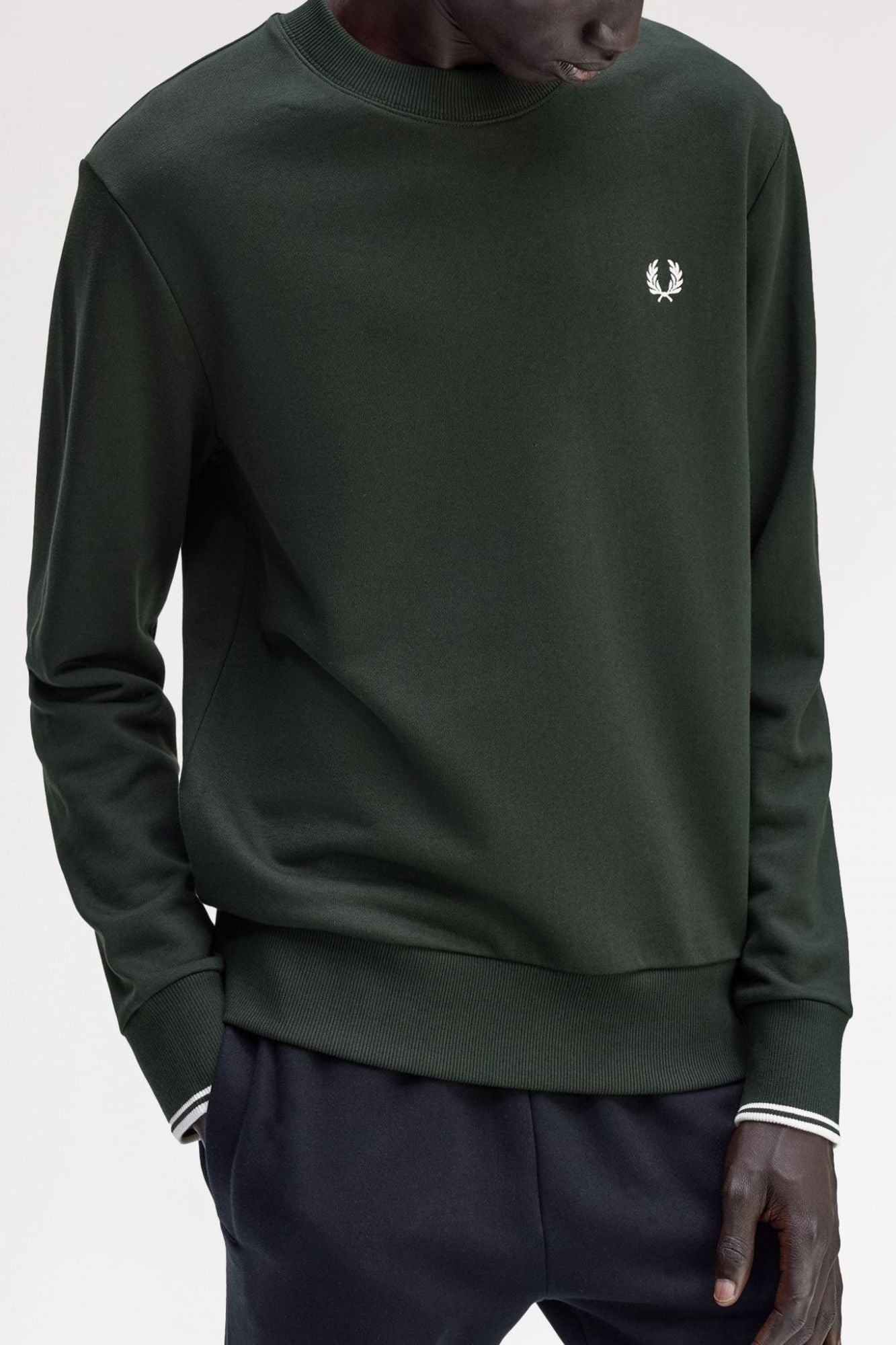 FRED PERRY NECK SWEATSHIRT en color VERDE (1)