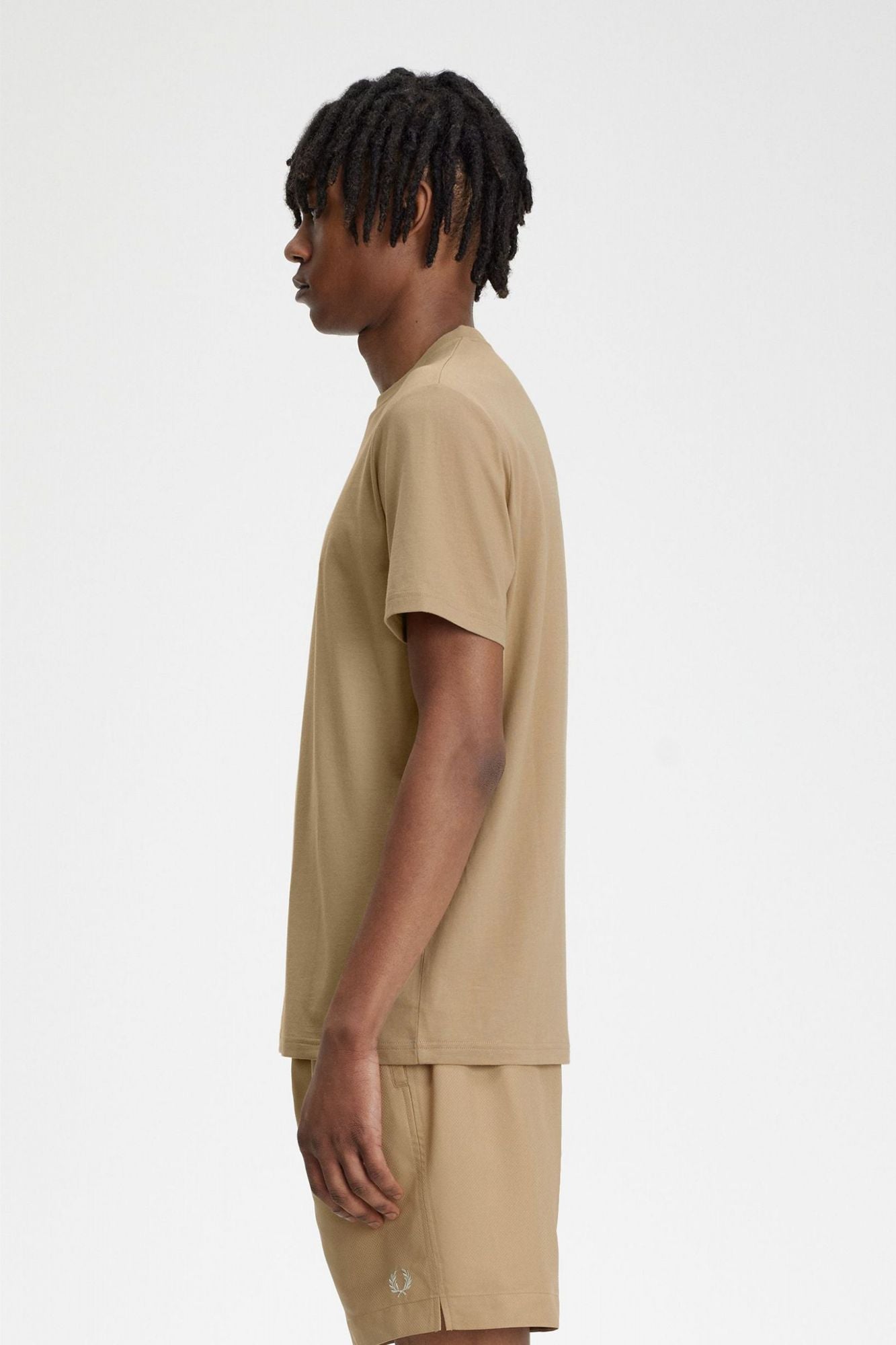 FRED PERRY M4580FP en color MARRON CLARO (3)