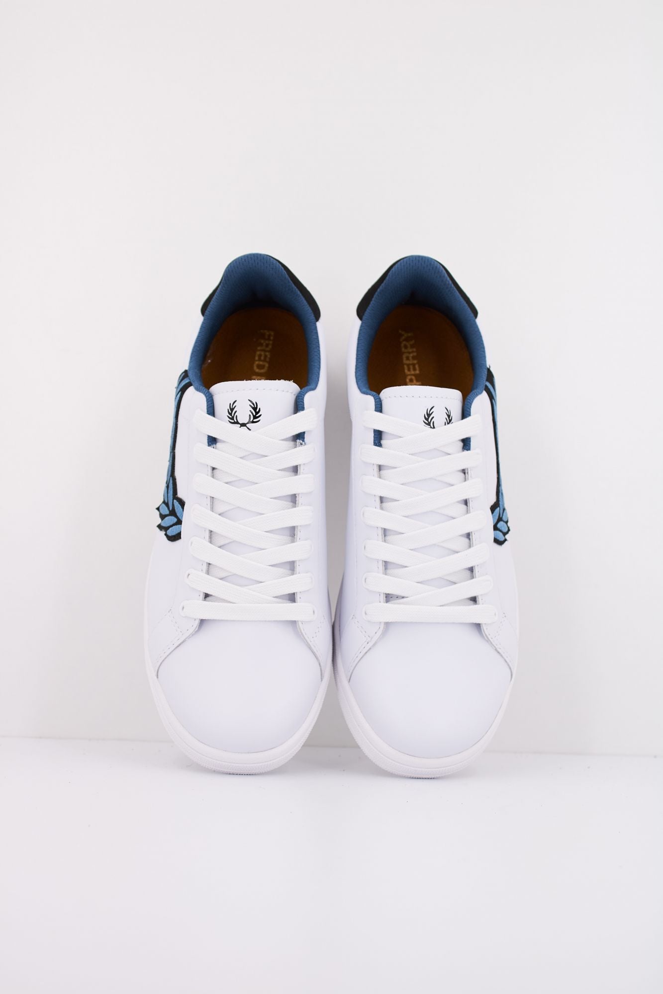 FRED PERRY B721 LEATHER/BRANDE en color BLANCO (3)