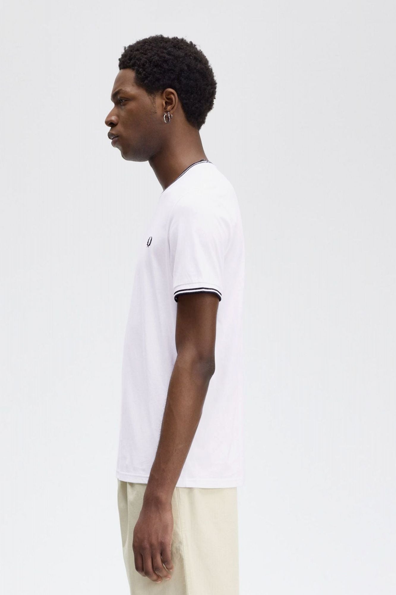 FRED PERRY TWIN TIPPED T-SHIRT en color BLANCO (3)