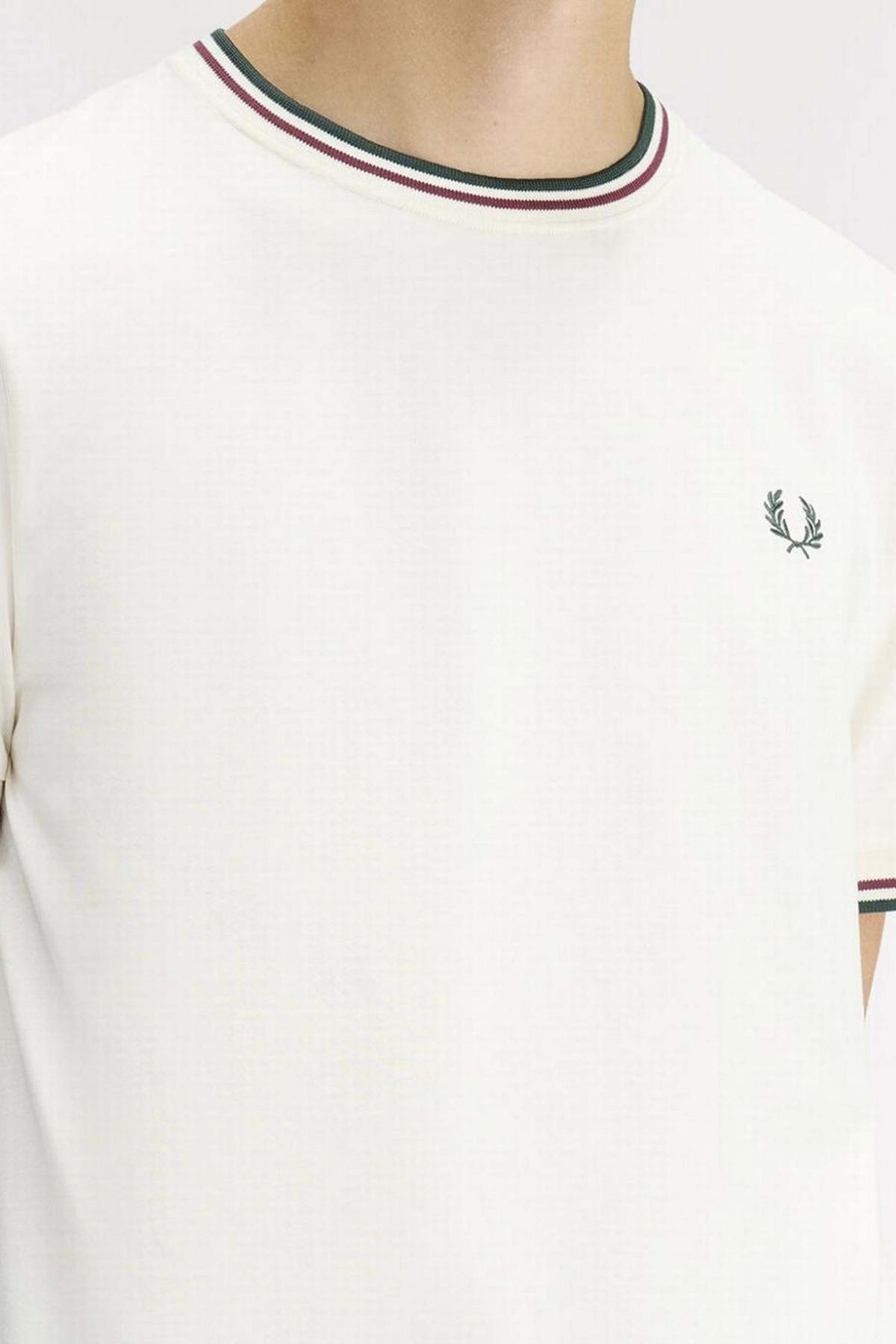 FRED PERRY TWIN TIPPED T-SHIRT en color BLANCO (3)