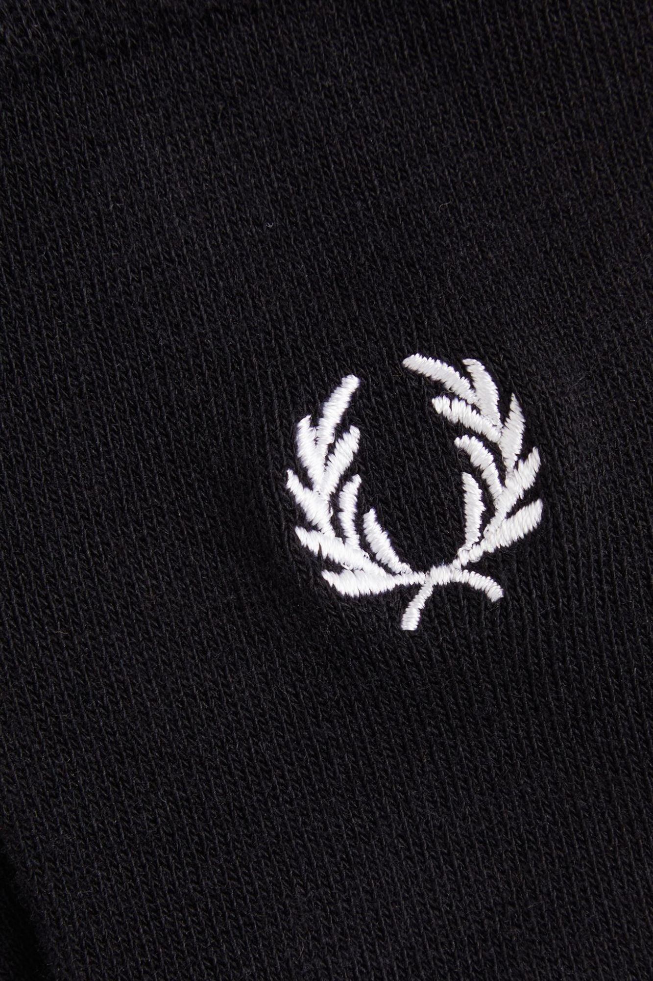 FRED PERRY WREATH SOCK en color NEGRO (2)
