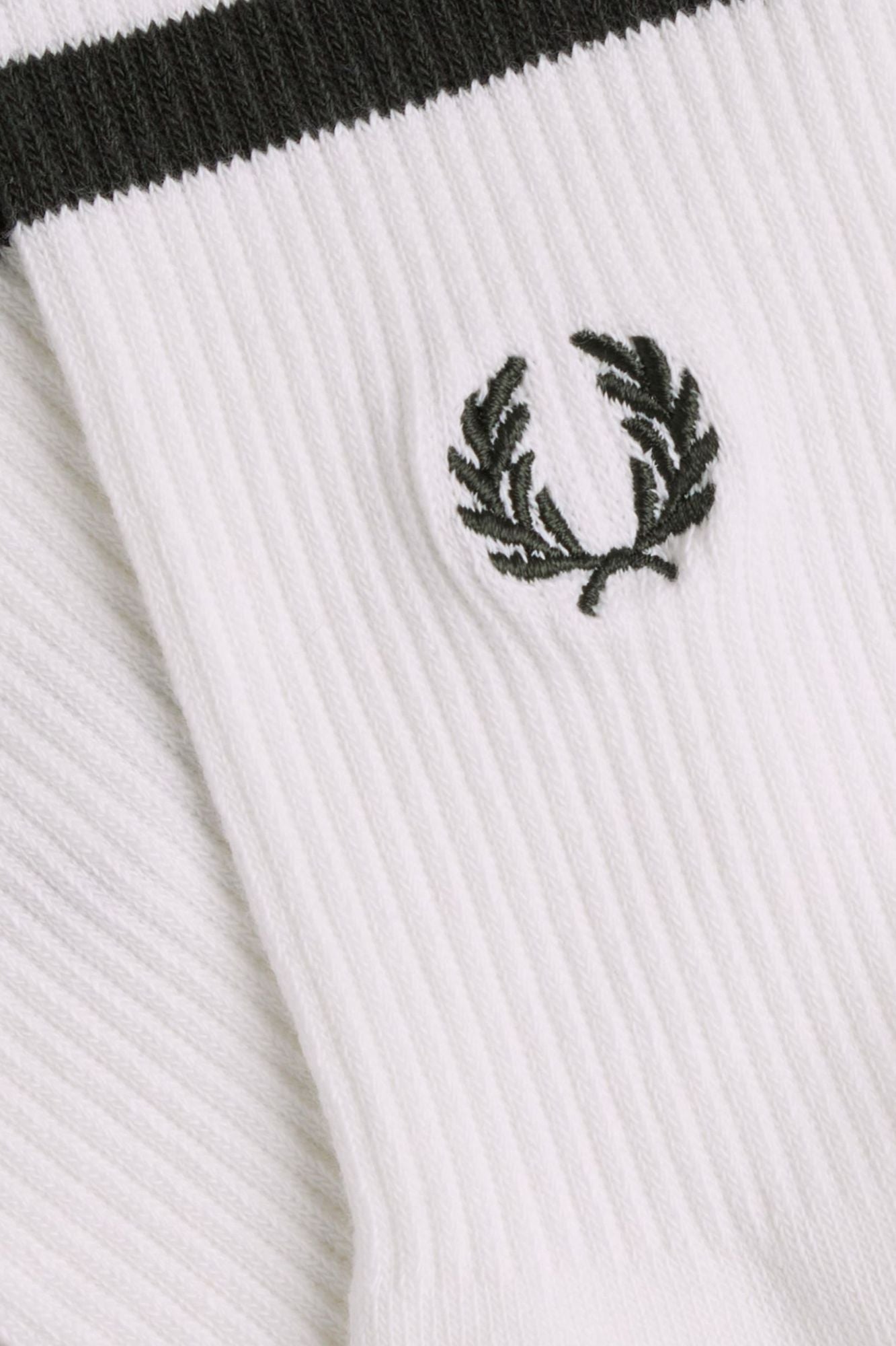 FRED PERRY TENNIS TIPPED SOCK en color BLANCO (2)