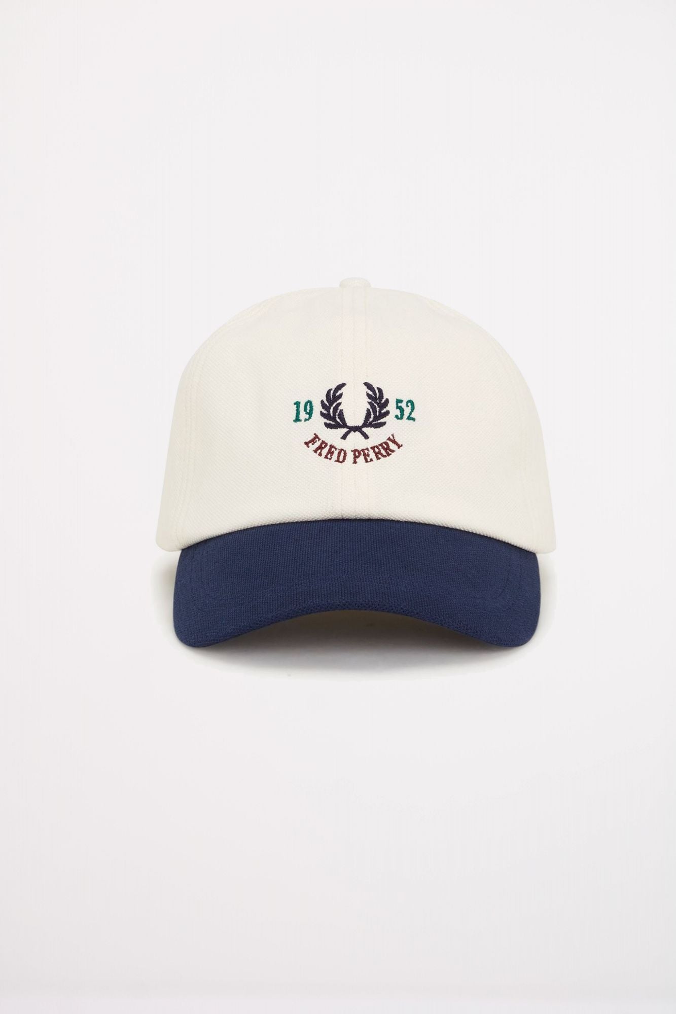 FRED PERRY GRAPHIC PIQUE CAP en color BLANCO (3)