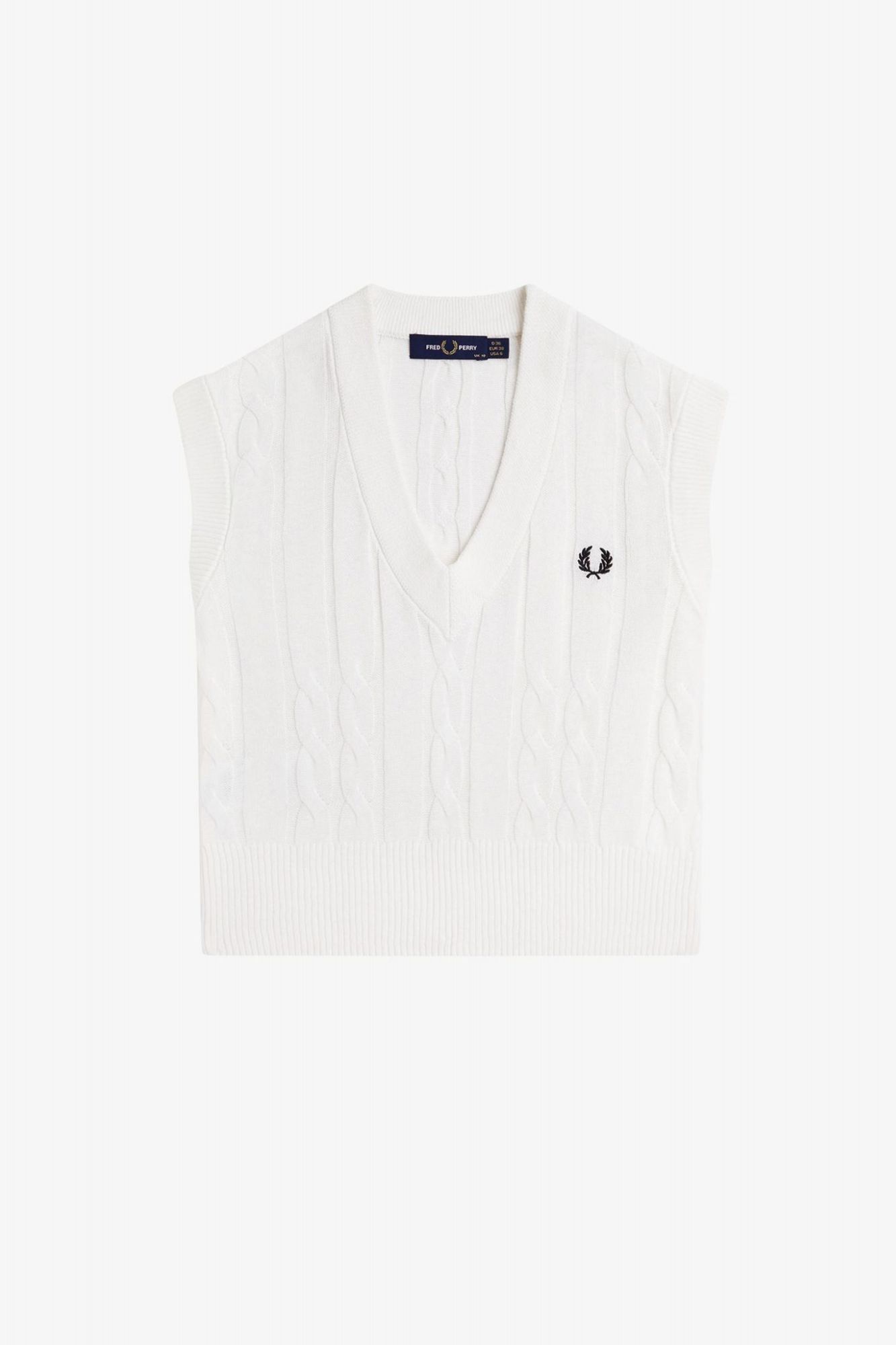 FRED PERRY CABLE KNIT TANK en color BLANCO (2)