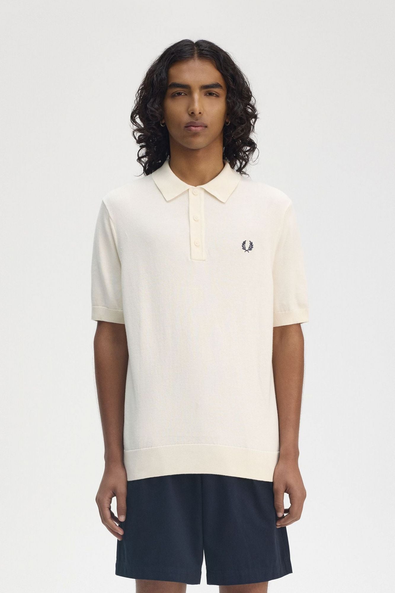 FRED PERRY COTTON KITTED SHIRT en color BEIS (1)