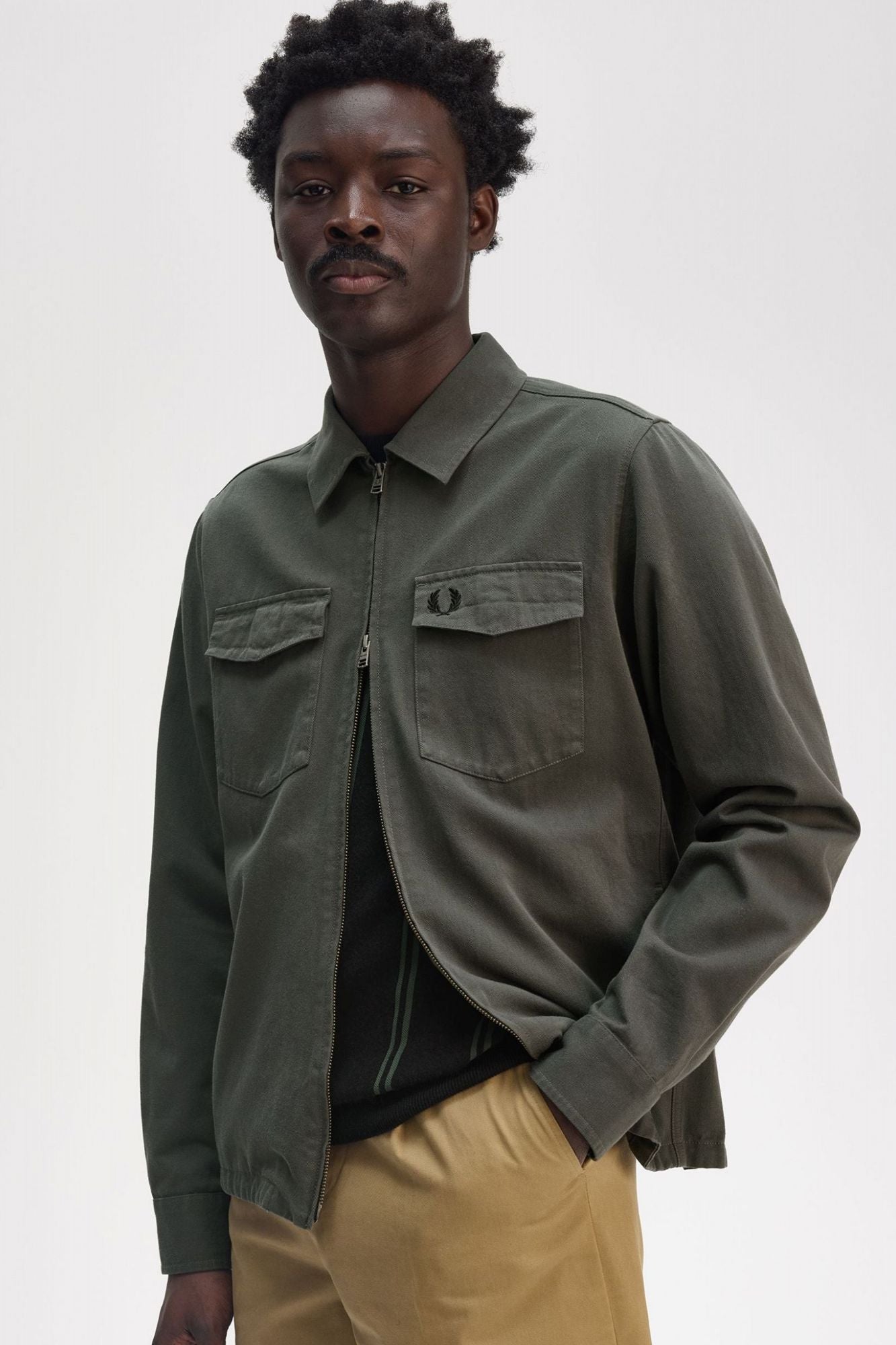 FRED PERRY TWILL ZIP-THROUGH OVERSHIRT en color VERDE (4)
