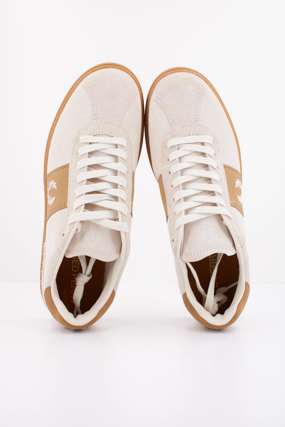 FRED PERRY B4 SUEDE en color BEIS (9)