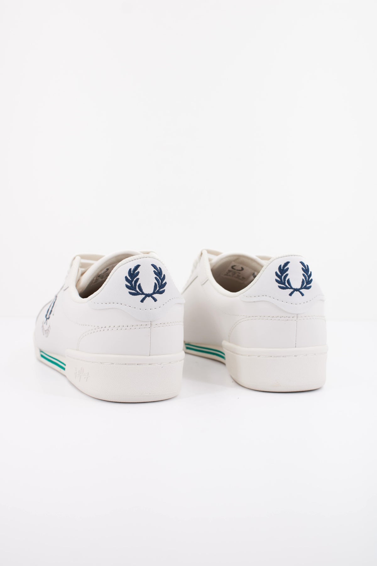 FRED PERRY B9312 en color BLANCO (4)