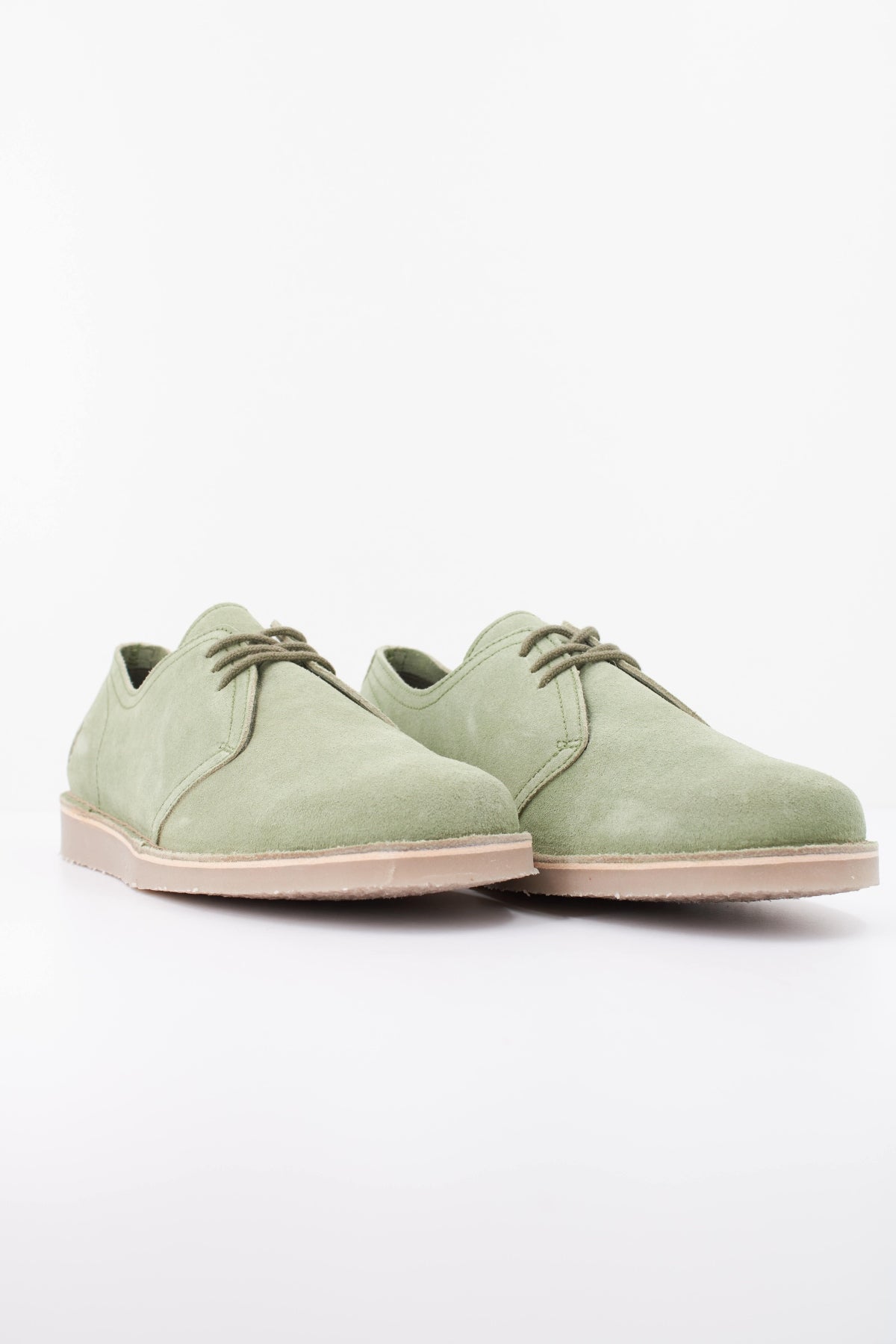 FRED PERRY LINDEN SUEDE B9350FP en color VERDE (2)