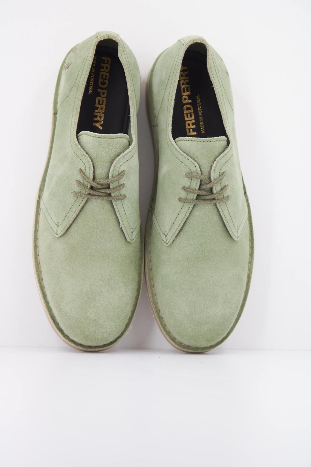 FRED PERRY ZAPATO LINDEN SUEDE en color VERDE (3)