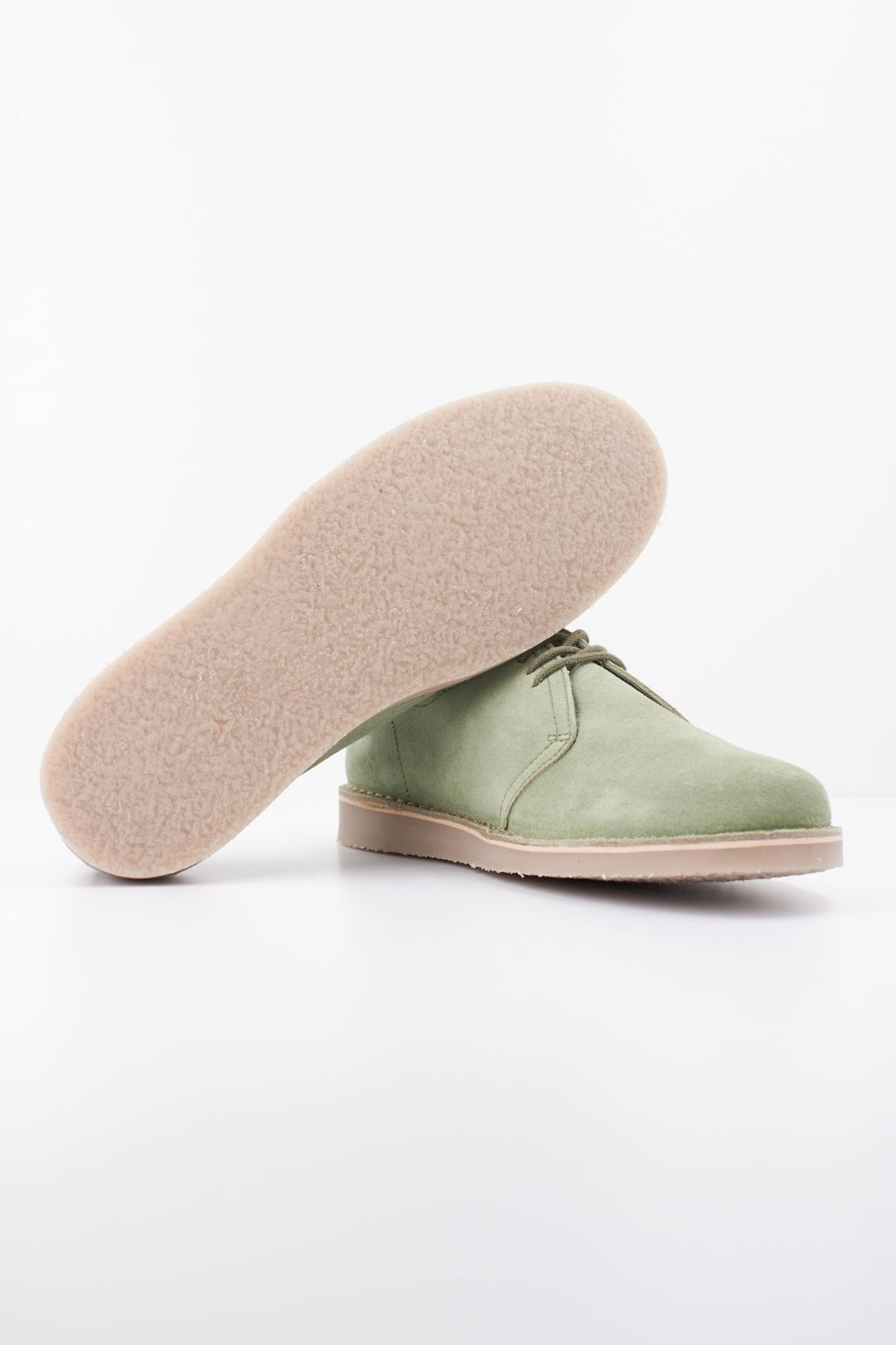 FRED PERRY LINDEN SUEDE B9350FP en color VERDE (5)