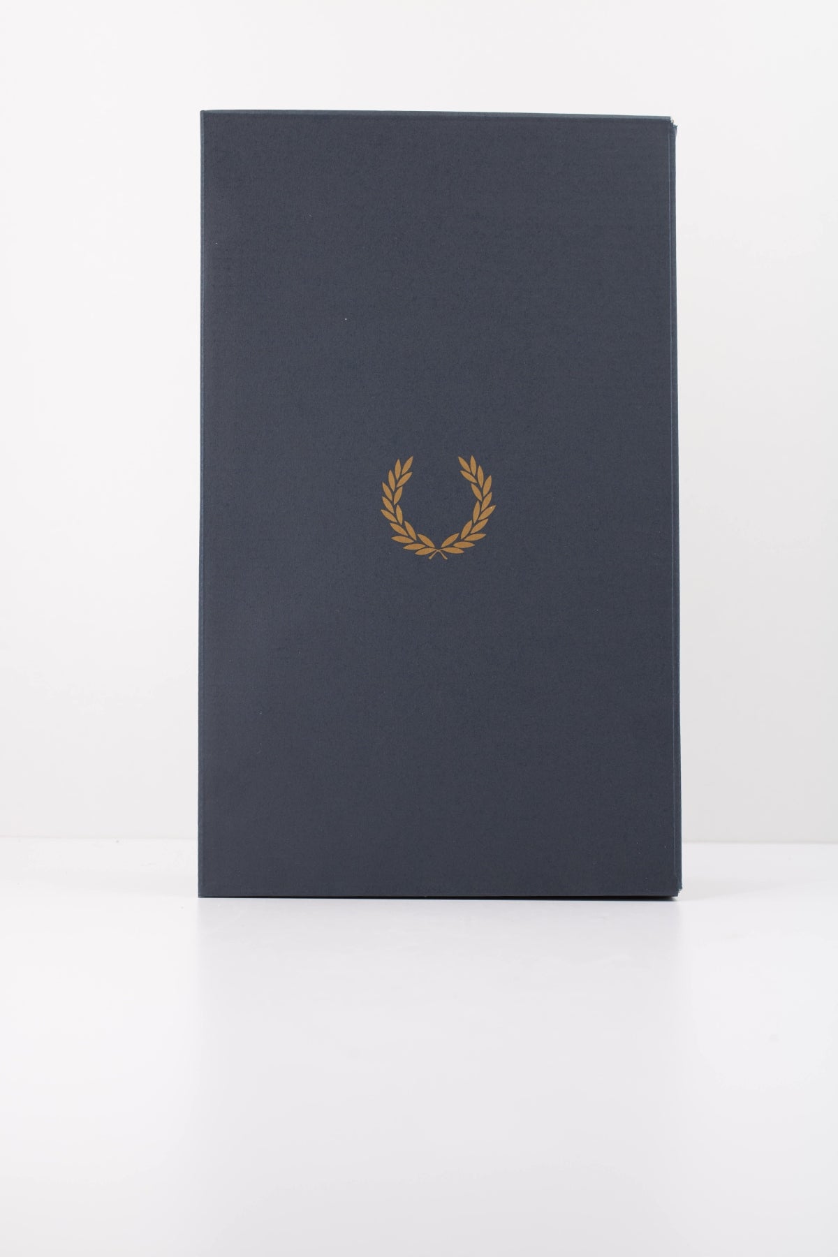FRED PERRY SPENCER LEATHER en color BLANCO (6)