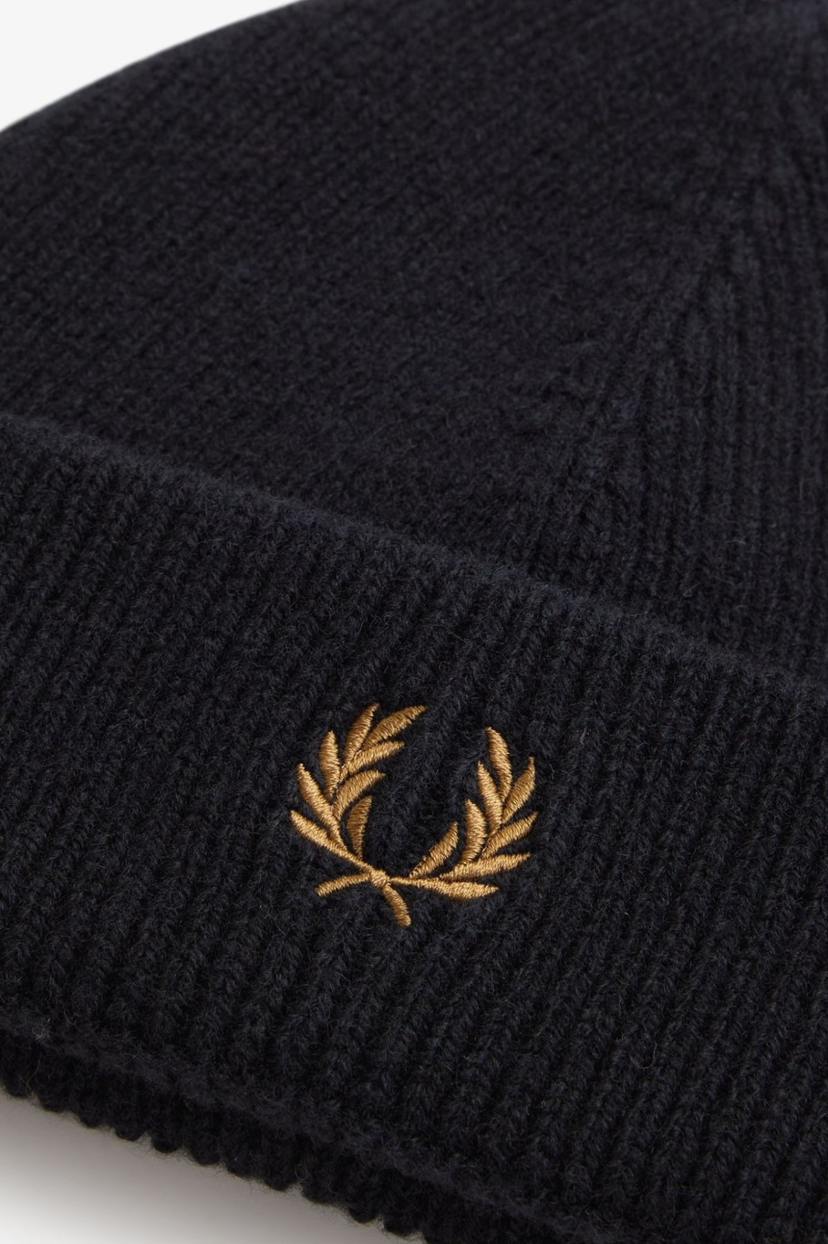 FRED PERRY CLASSIC WOOL BEANIE en color NEGRO (3)