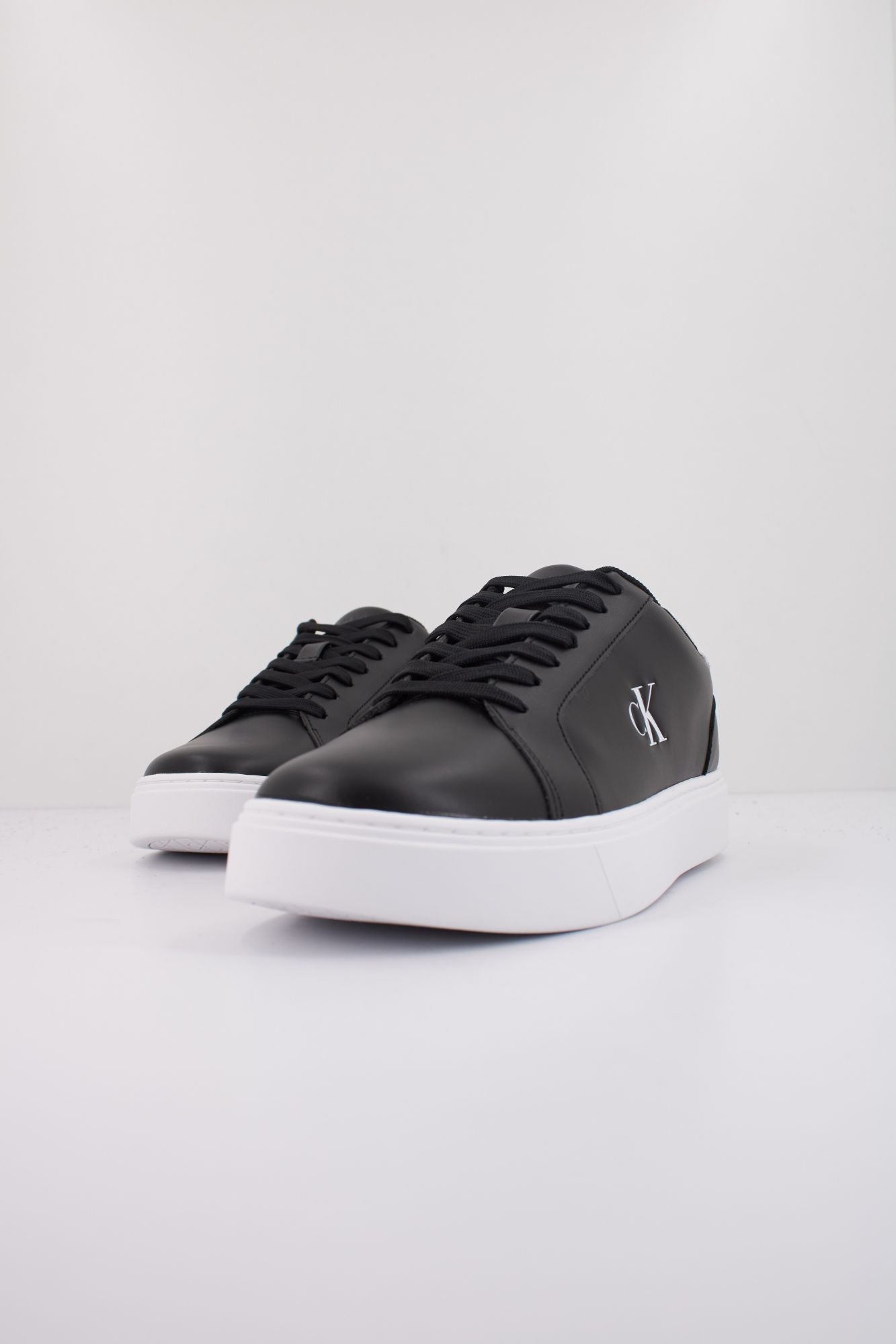 CALVIN KLEIN CLASSIC CUPSOLE LACEUP L en color NEGRO (2)