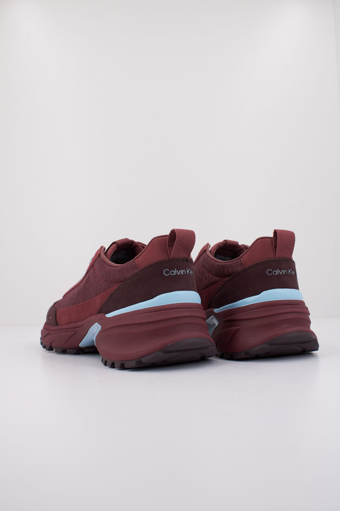 CALVIN KLEIN HIKE RUNNER CASUAL NY-SU en color BURDEOS (4)