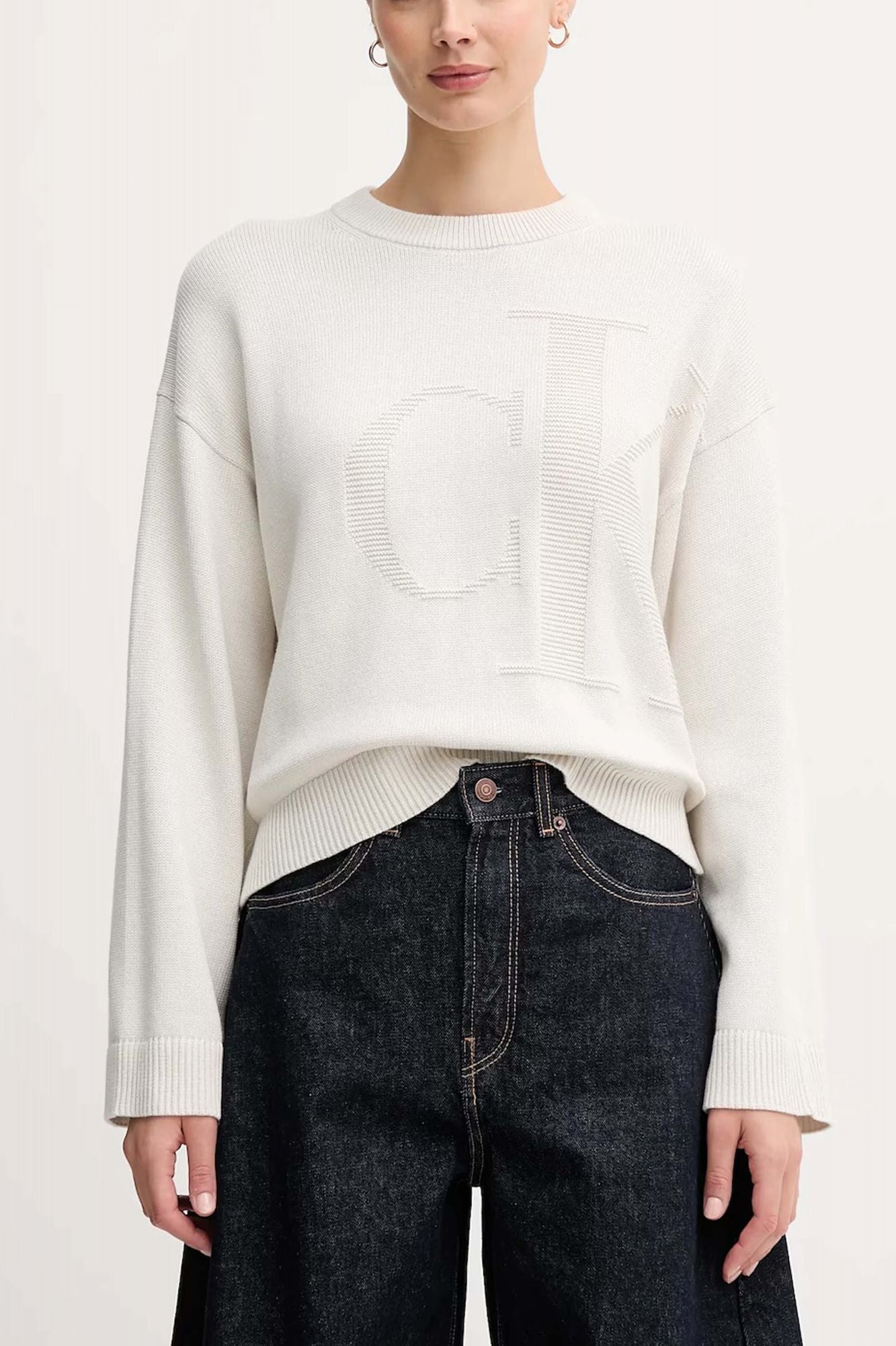 CALVIN KLEIN SMOOTH COTTON MONOGRAM SWEATER en color BLANCO (1)