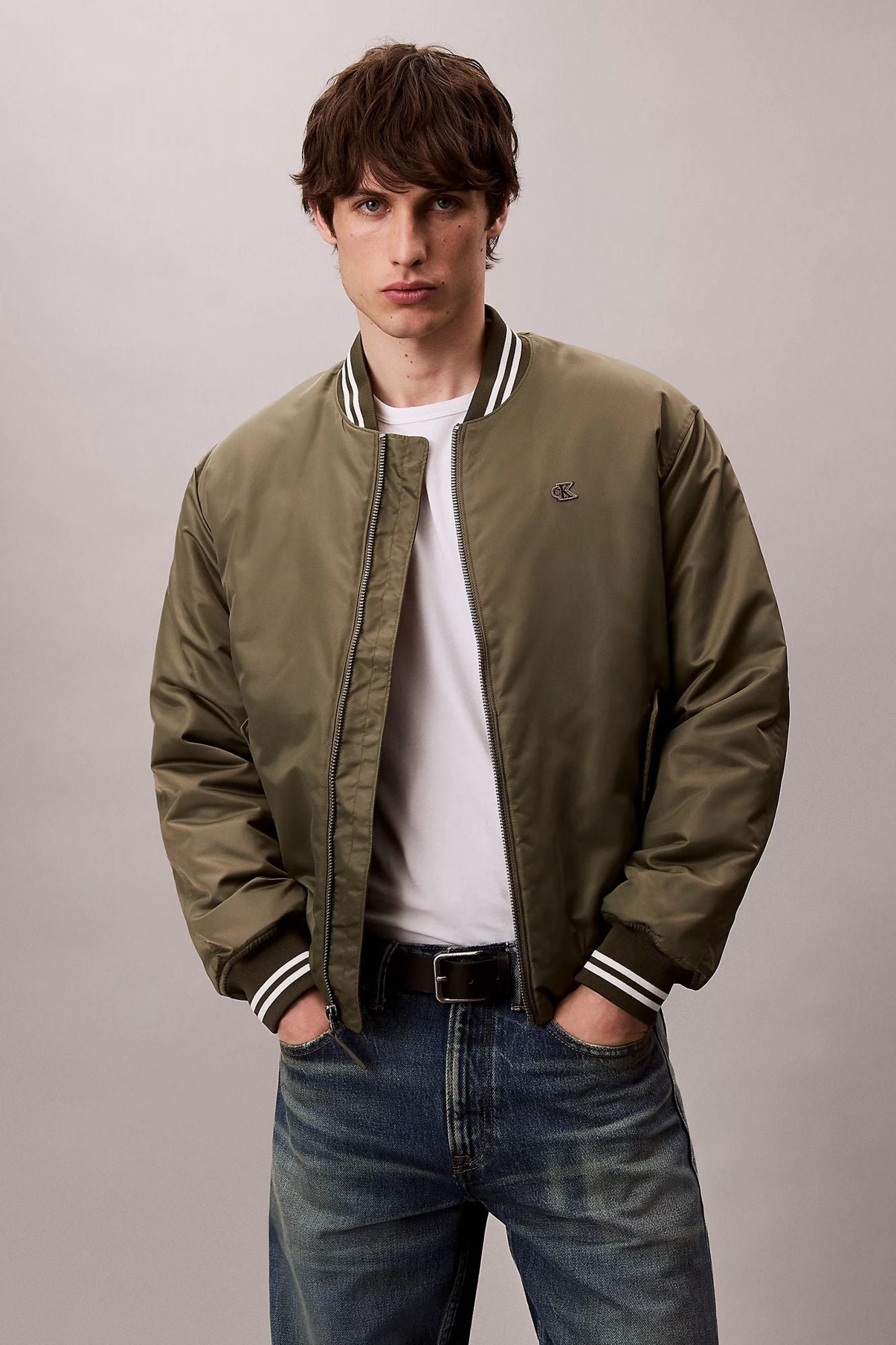 CALVIN KLEIN LS JEANS TIPPED HERO BOMBER en color VERDE (1)