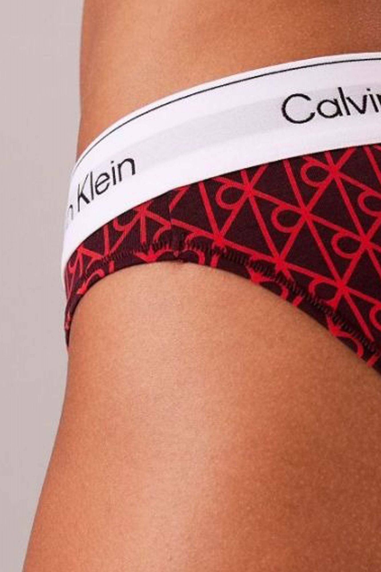 CALVIN KLEIN ICON COTTON MODAL BIKINI BRIEF en color ROJO (3)