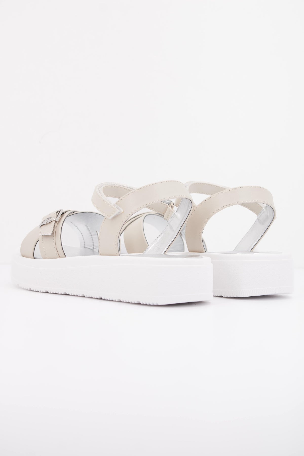 CALVIN KLEIN V4A283260 en color BEIS (4)