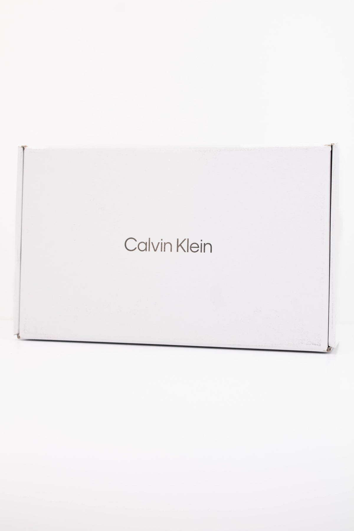 CALVIN KLEIN V4A283260 en color BEIS (6)