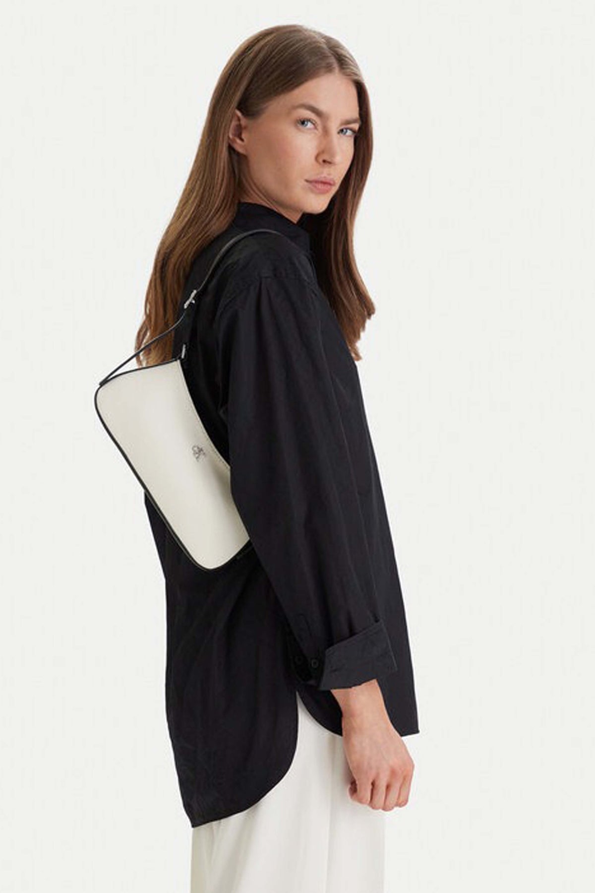CALVIN KLEIN CANVAS SMALL en color BLANCO (1)