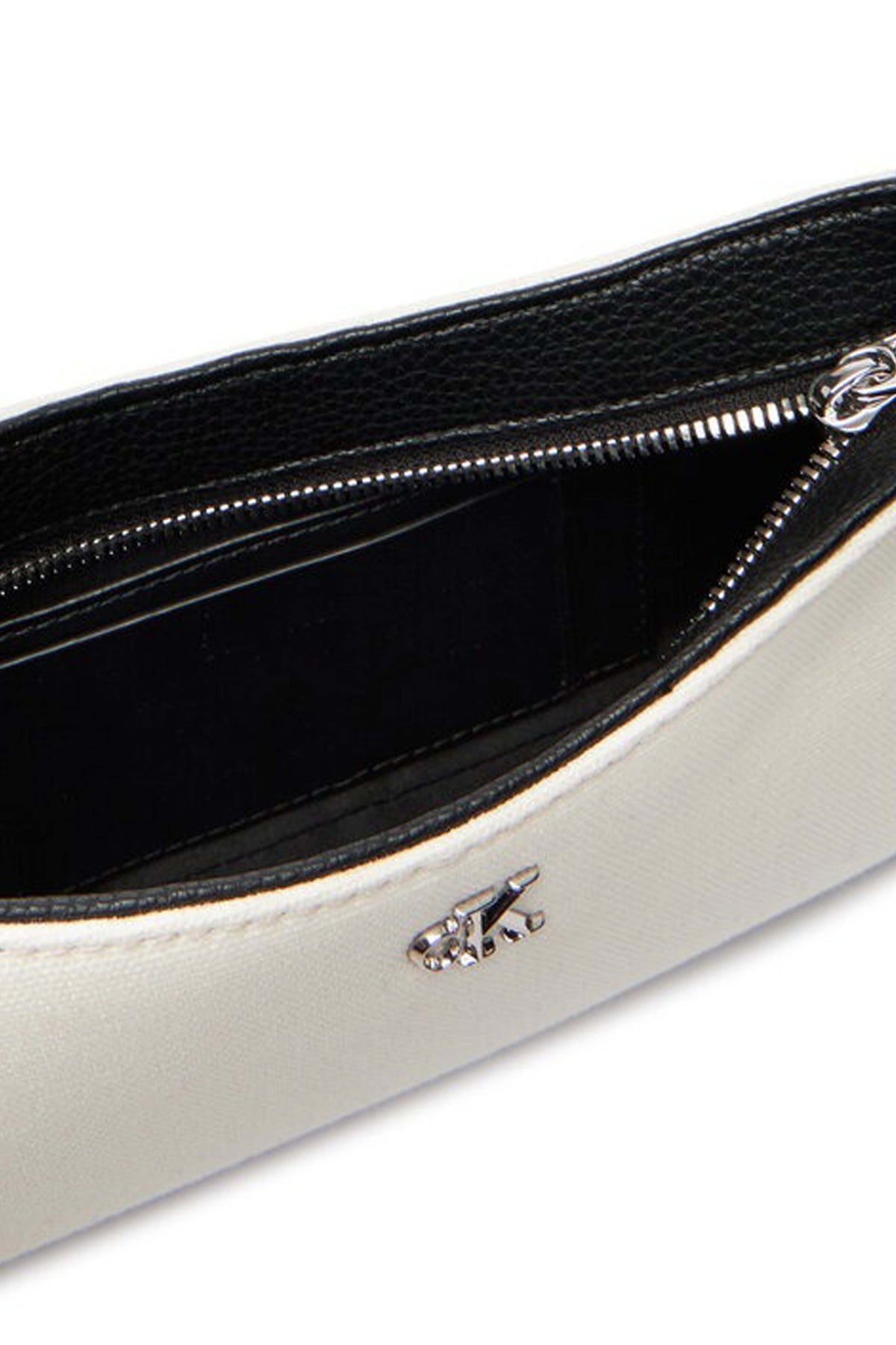 CALVIN KLEIN CANVAS SMALL en color BLANCO (4)