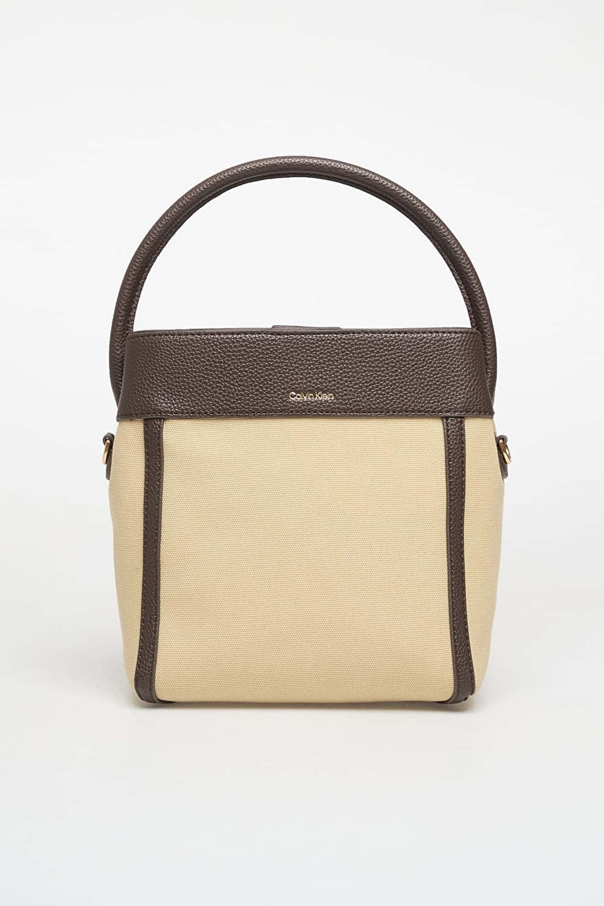 CALVIN KLEIN BUCKET WITH STRAP en color VERDE (1)