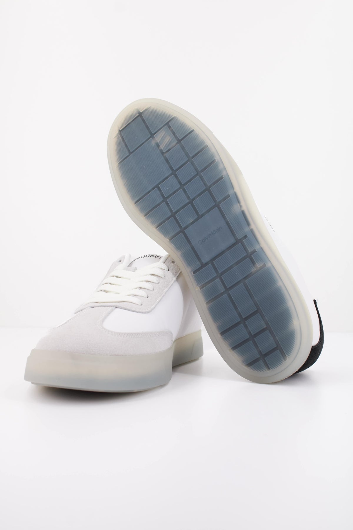 CALVIN KLEIN LOW PROF CUPSOLE NY en color BLANCO (5)