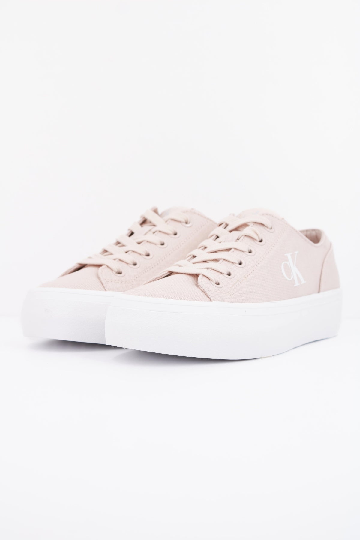 CALVIN KLEIN VULC FLATFORM LOW en color ROSA (2)