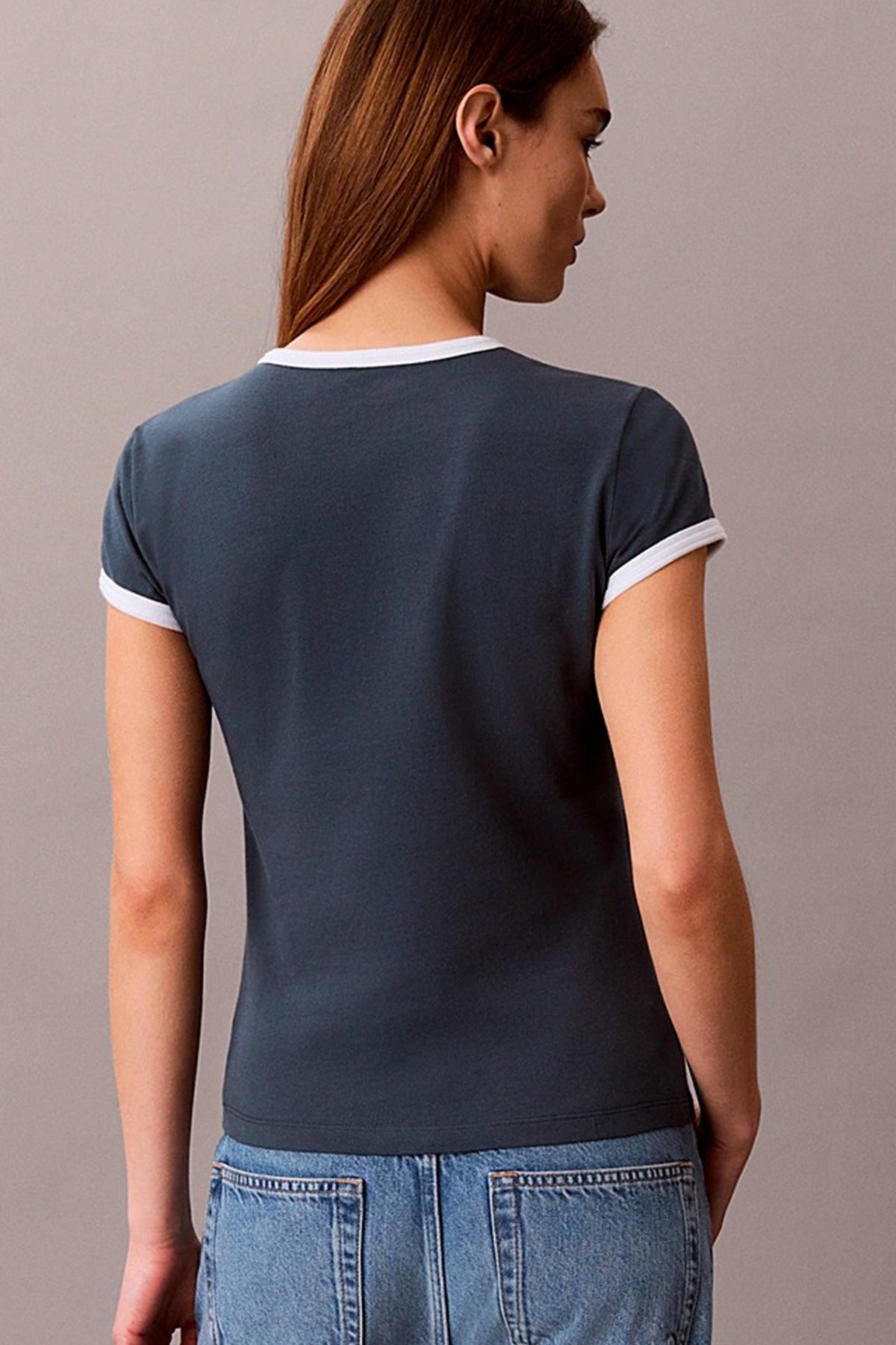 CALVIN KLEIN LV047G803G SS SLIM LOGO RINGER TEE en color AZUL (2)