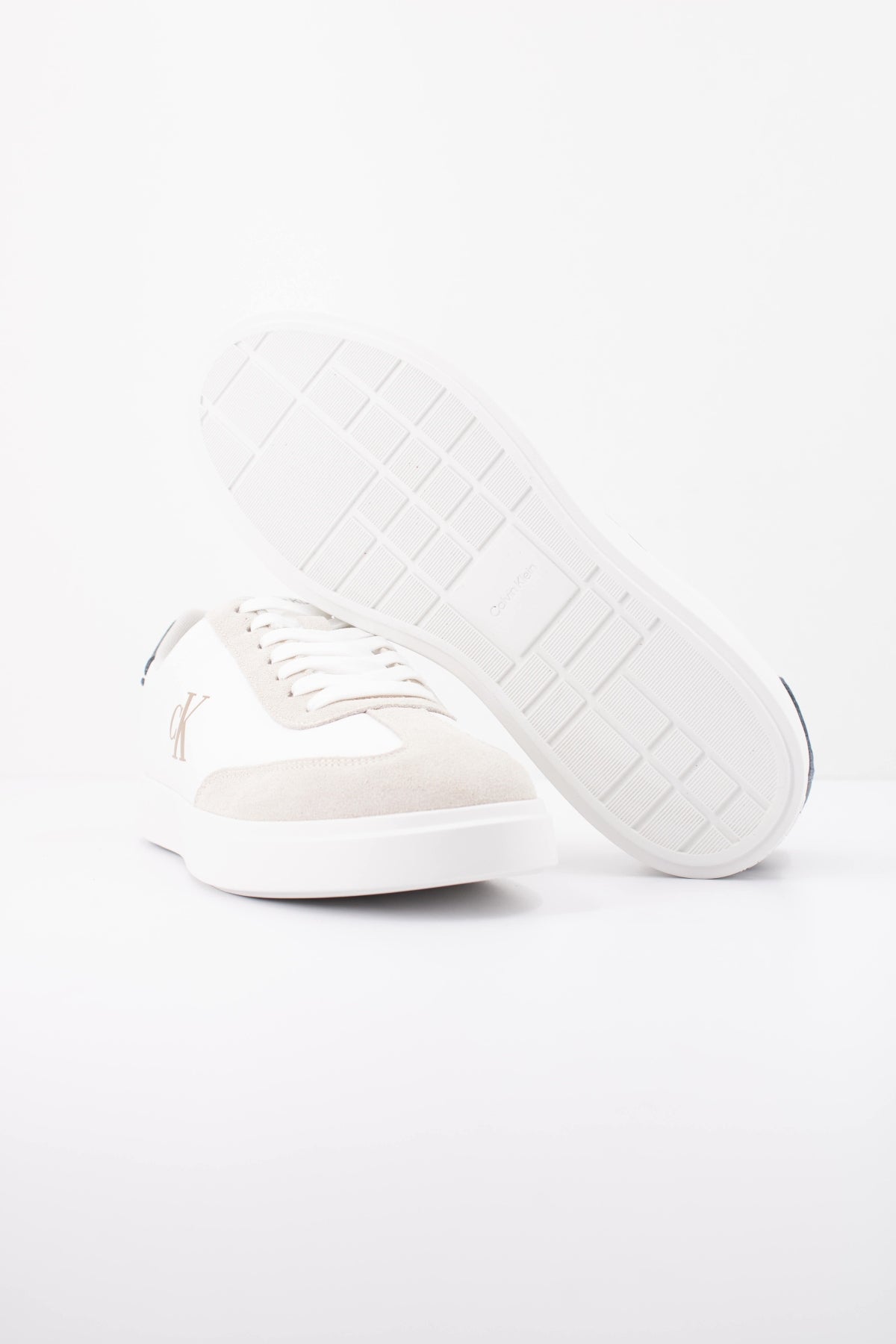 CALVIN KLEIN HM0HM02202 en color BLANCO (5)