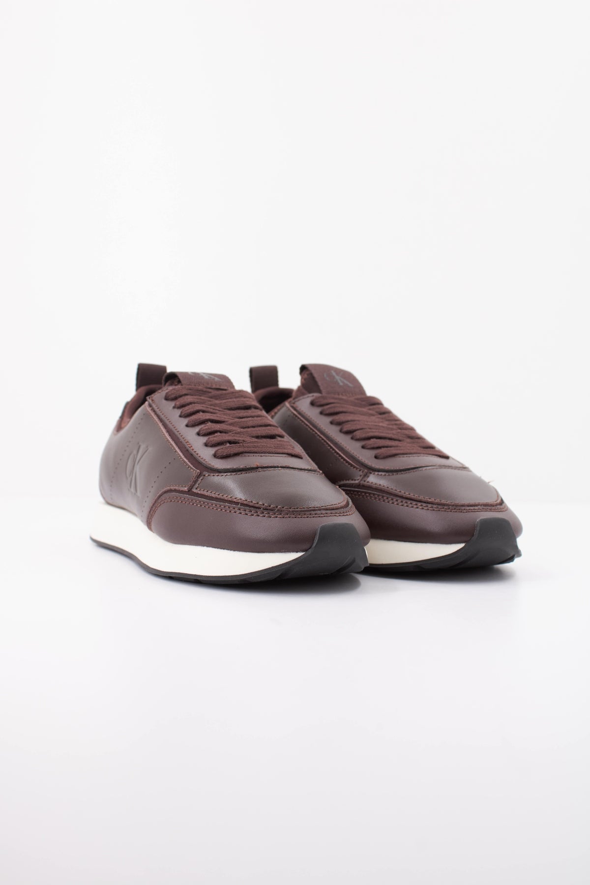 CALVIN KLEIN HW0HW03118 en color MARRON (2)