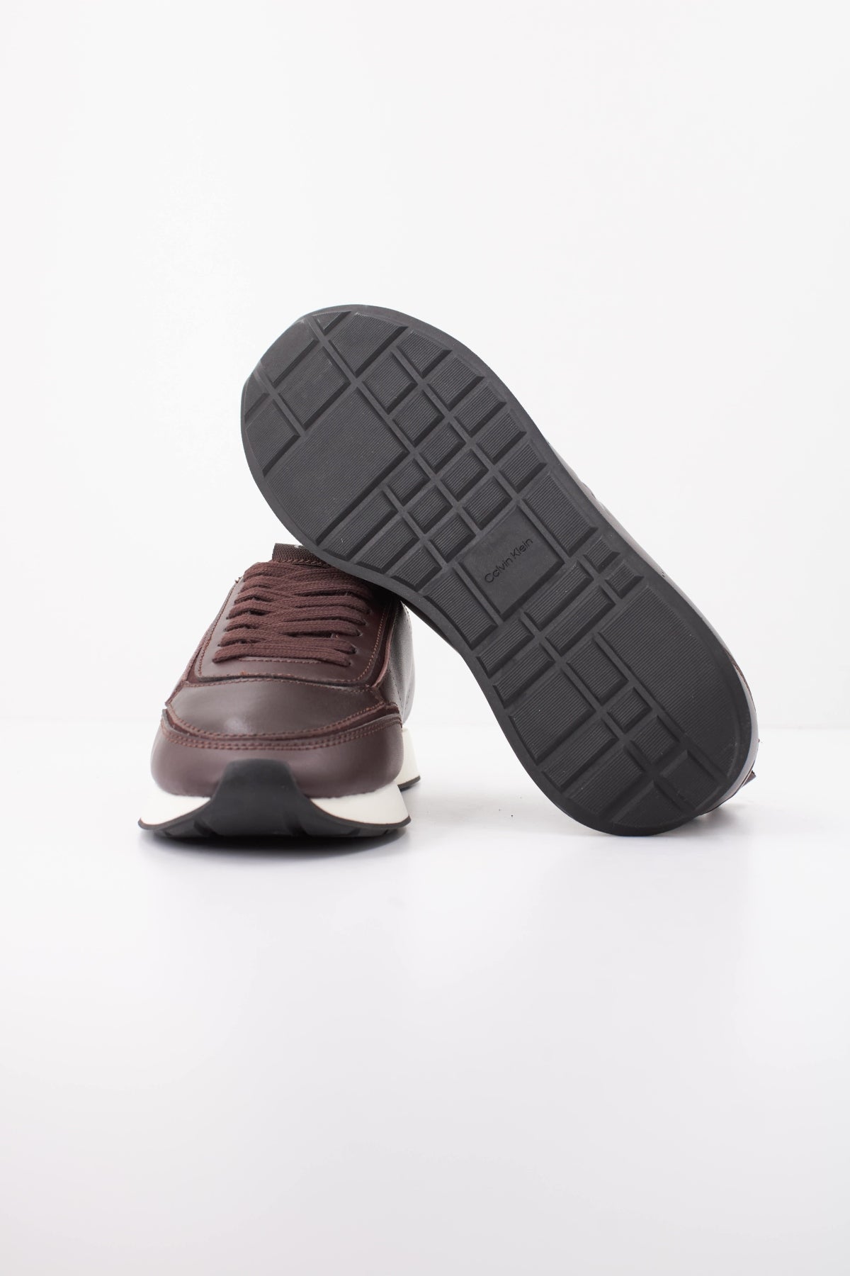 CALVIN KLEIN HW0HW03118 en color MARRON (5)
