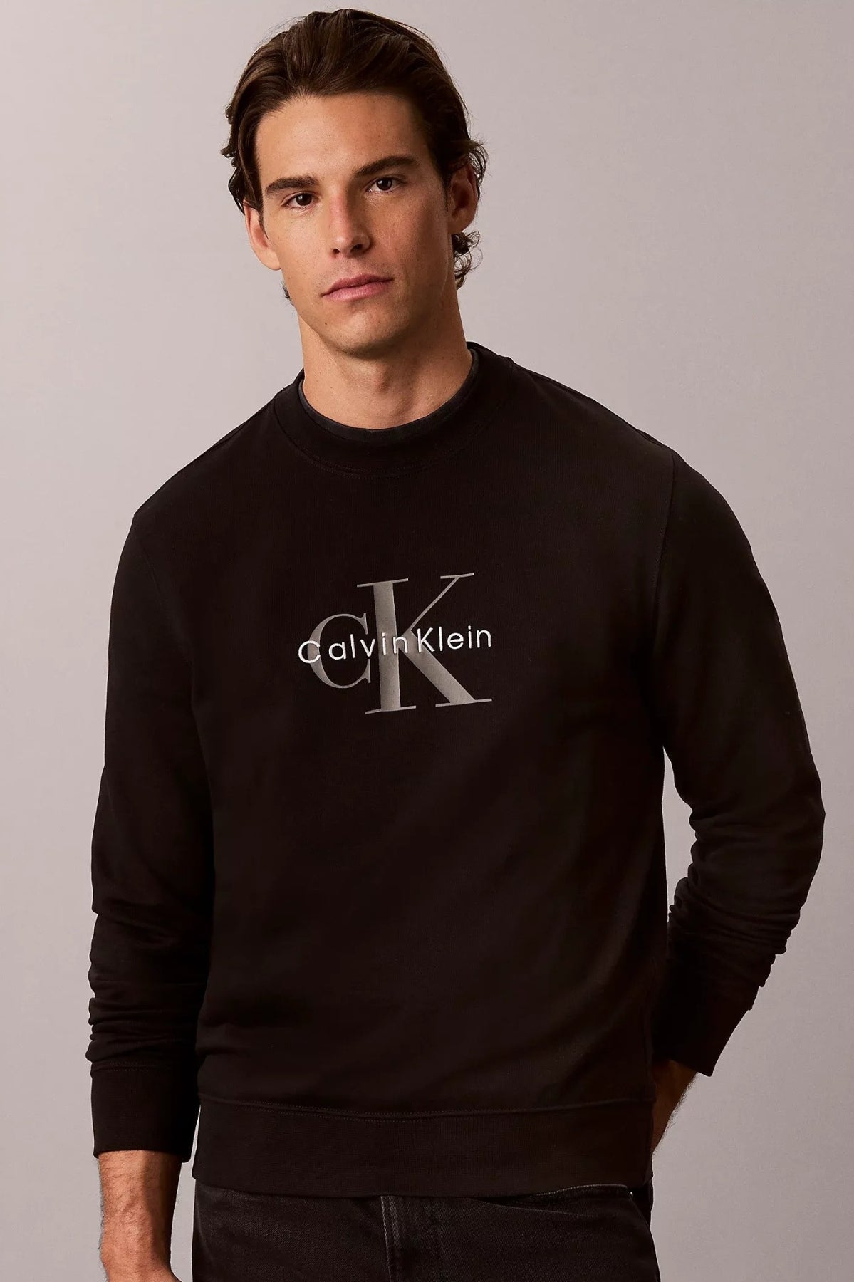 CALVIN KLEIN LV04RG278G 350TERRY MNLG CN SWTSHRT en color (1)