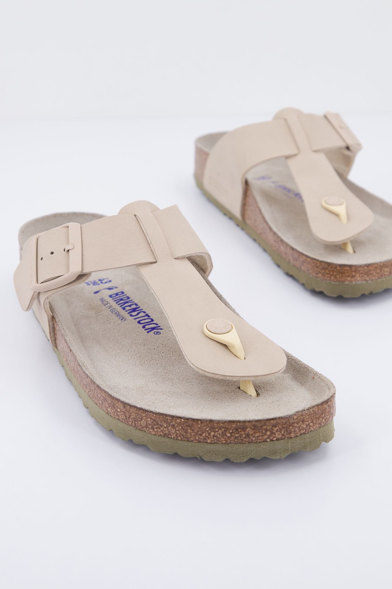 BIRKENSTOCK MEDINA SFB BF DESERT SOIL en color BEIS (2)