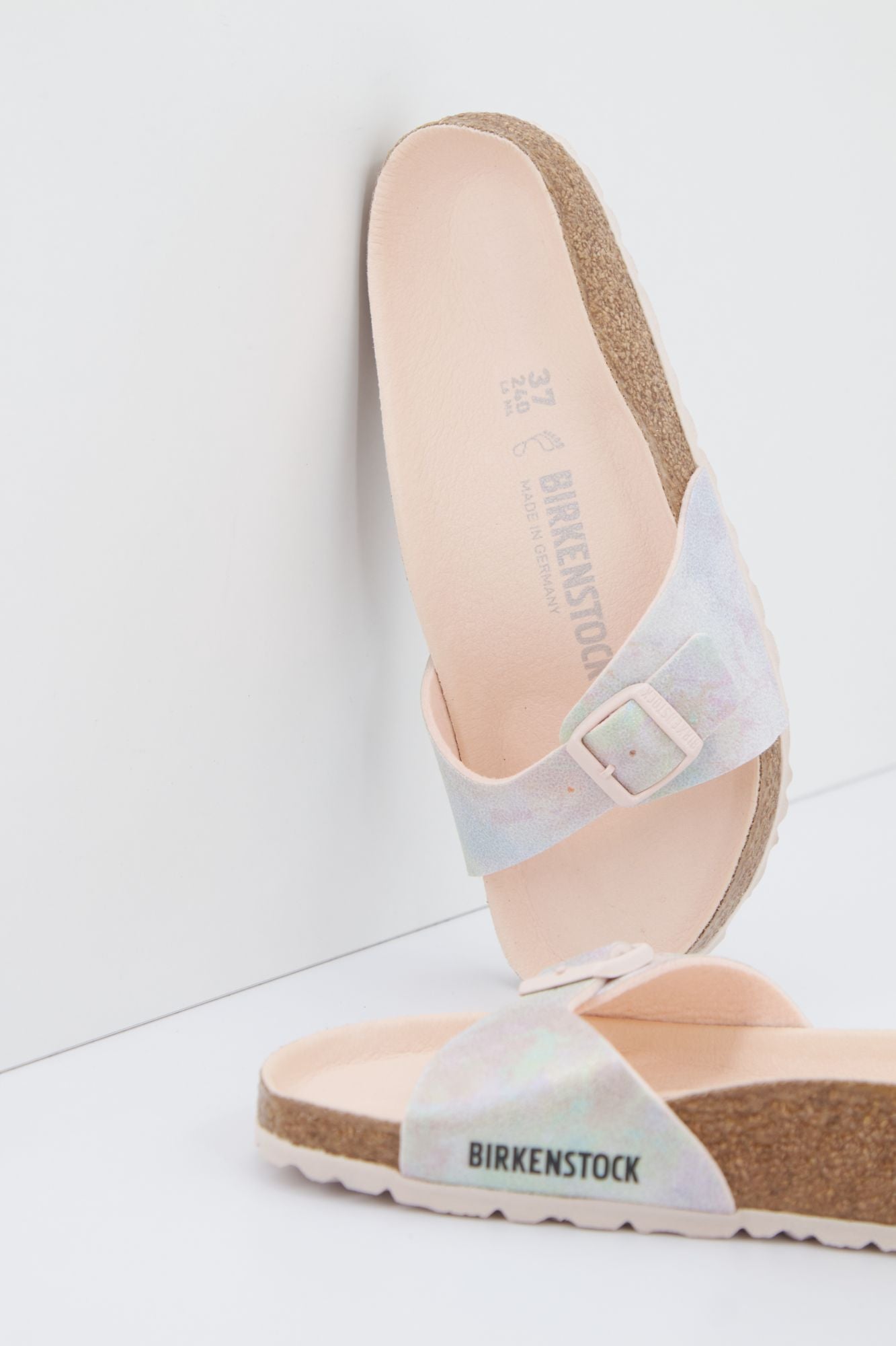 BIRKENSTOCK MADRID MF en color ROSA (4)