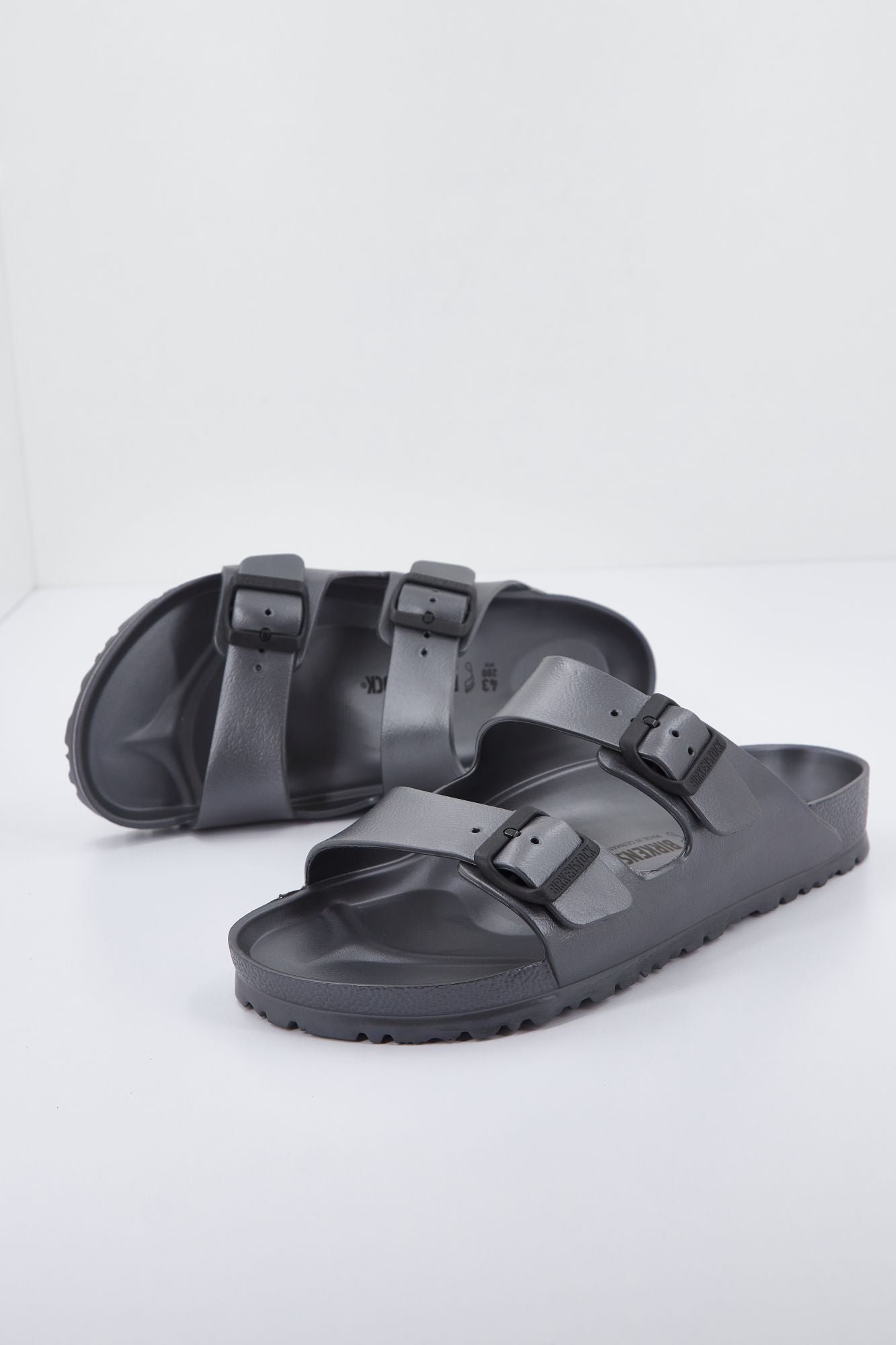 BIRKENSTOCK ARIZONA EVA en color GRIS (4)