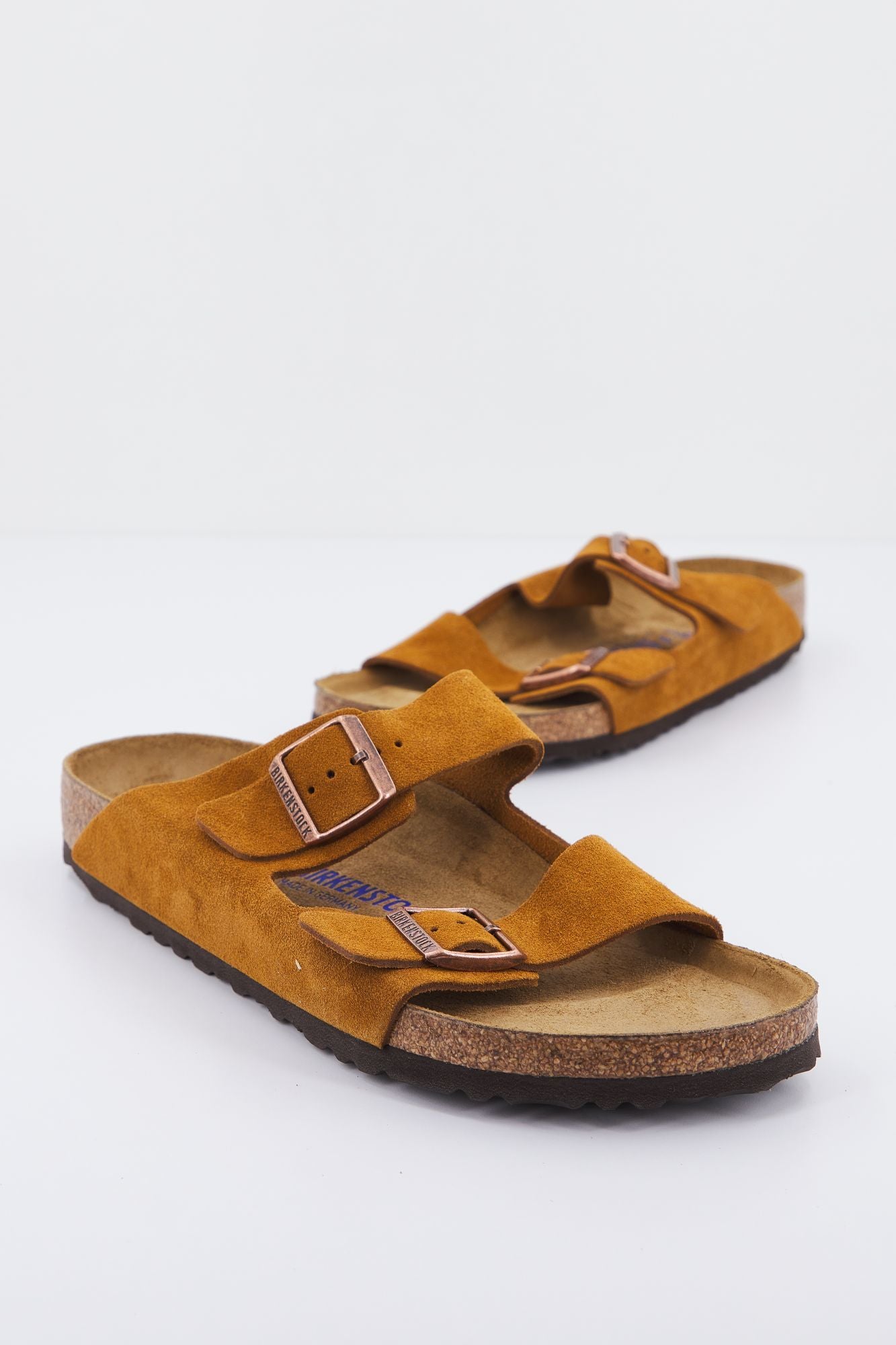 BIRKENSTOCK ARIZONA SFB VL en color MARRON (2)