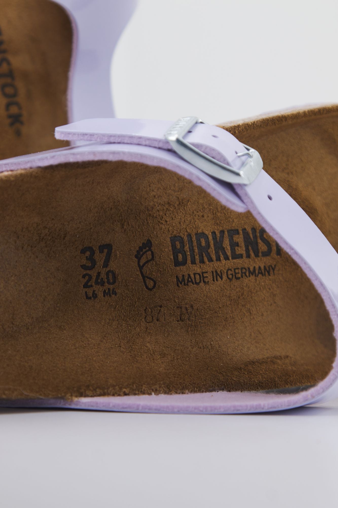 BIRKENSTOCK GIZEH BF en color VIOLETA (2)