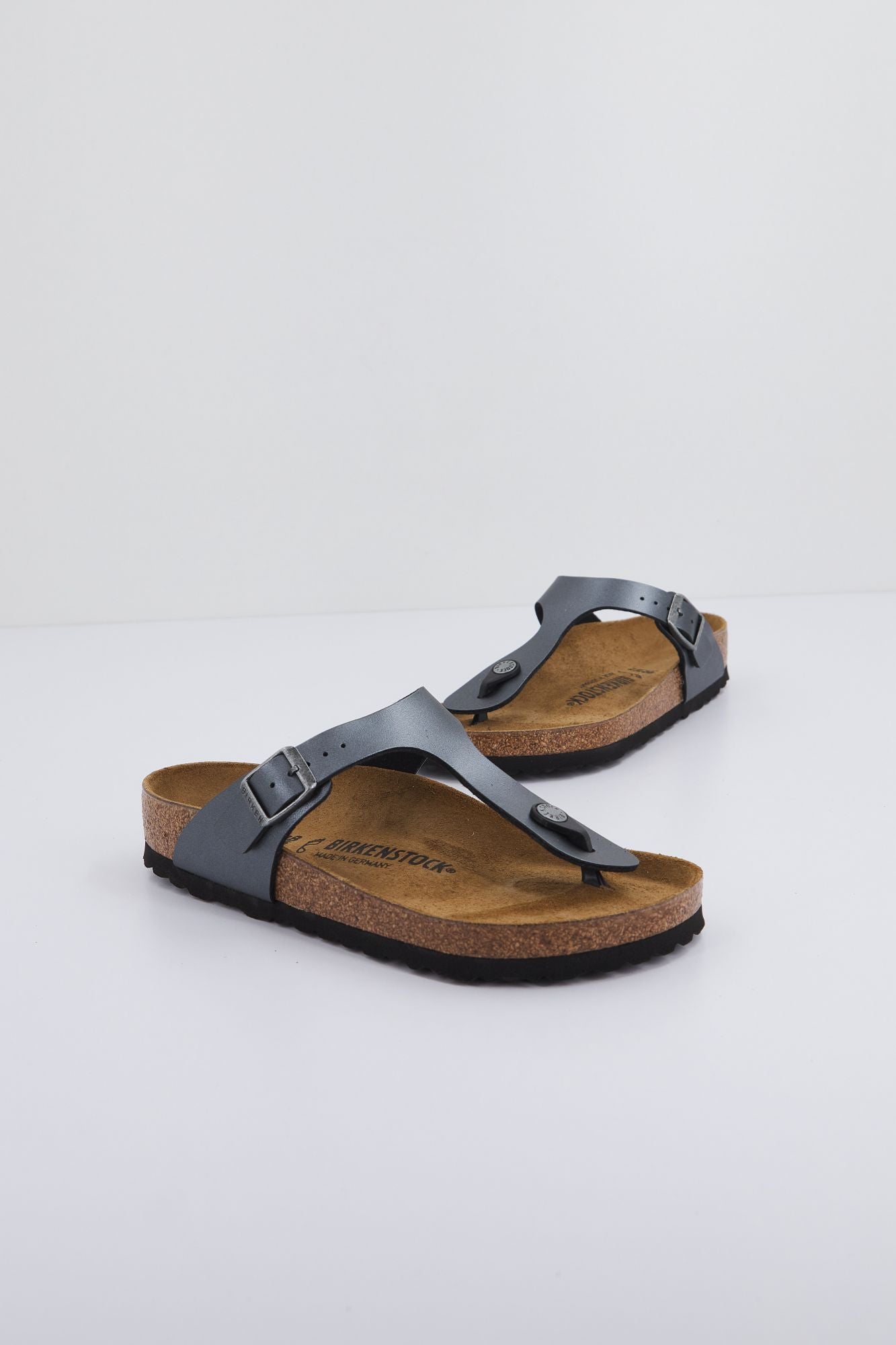 BIRKENSTOCK GIZEH BF en color GRIS (1)